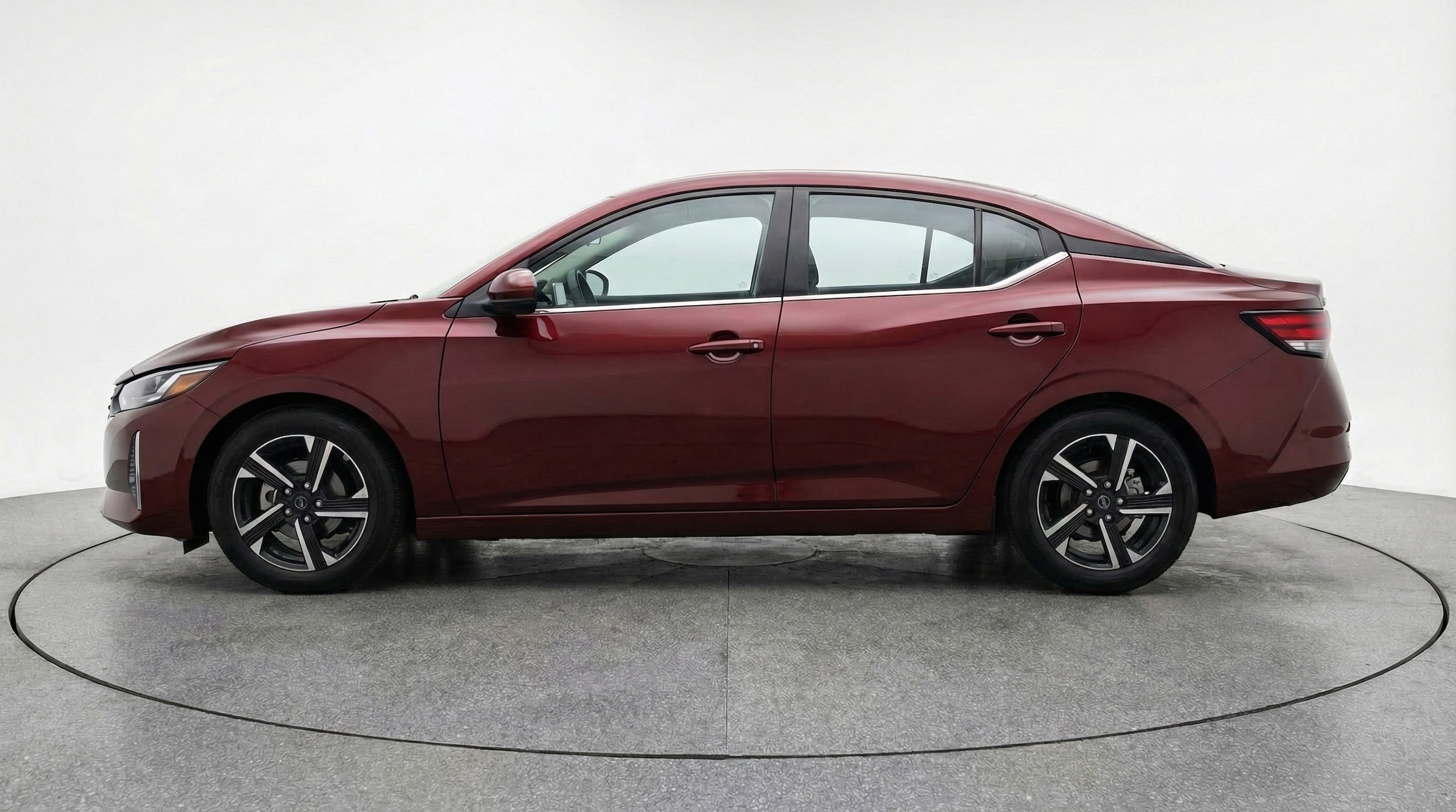 Thumbnail: 2025 Nissan Sentra - 5