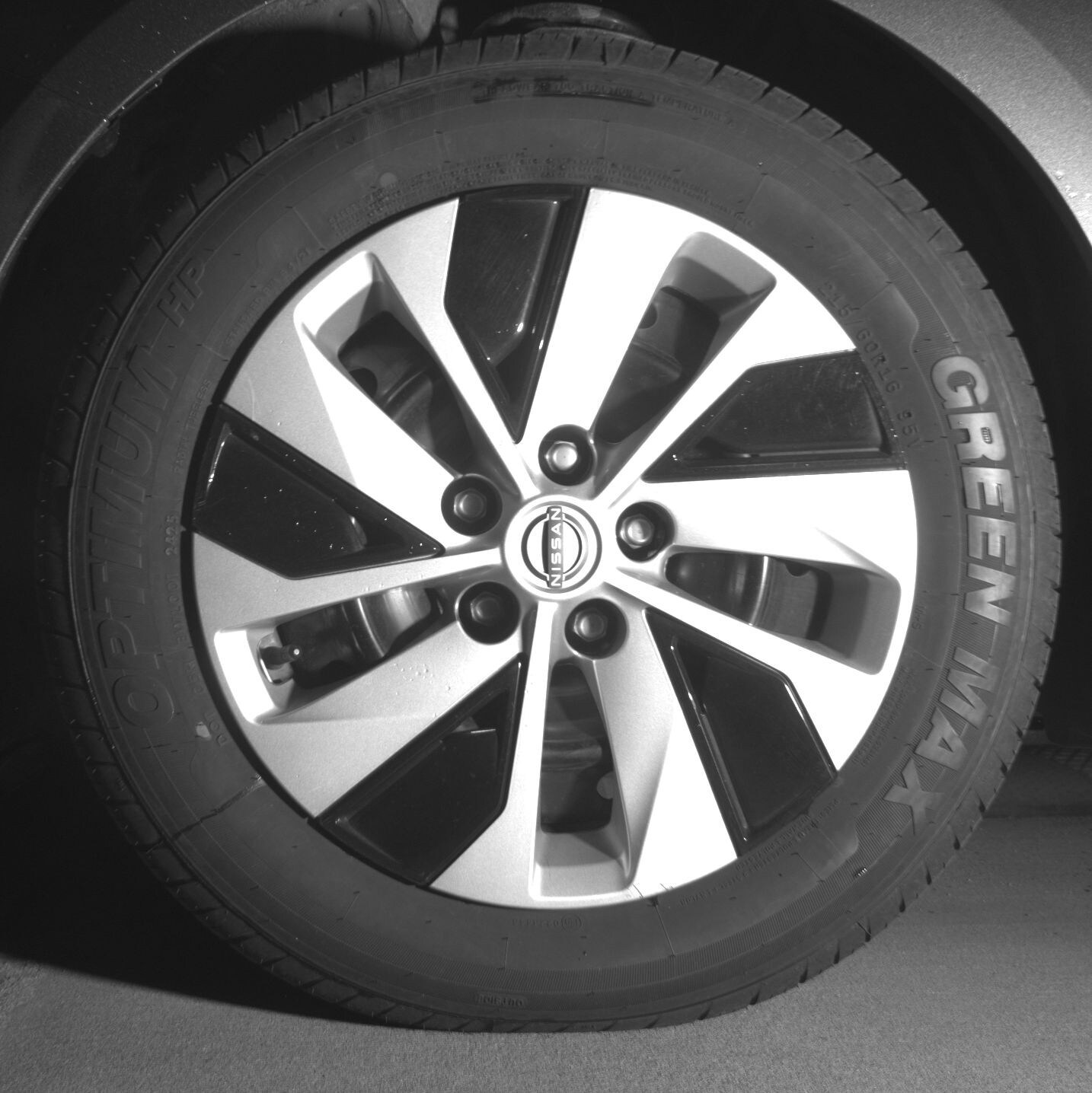 Thumbnail: 2024 Nissan Altima - 9