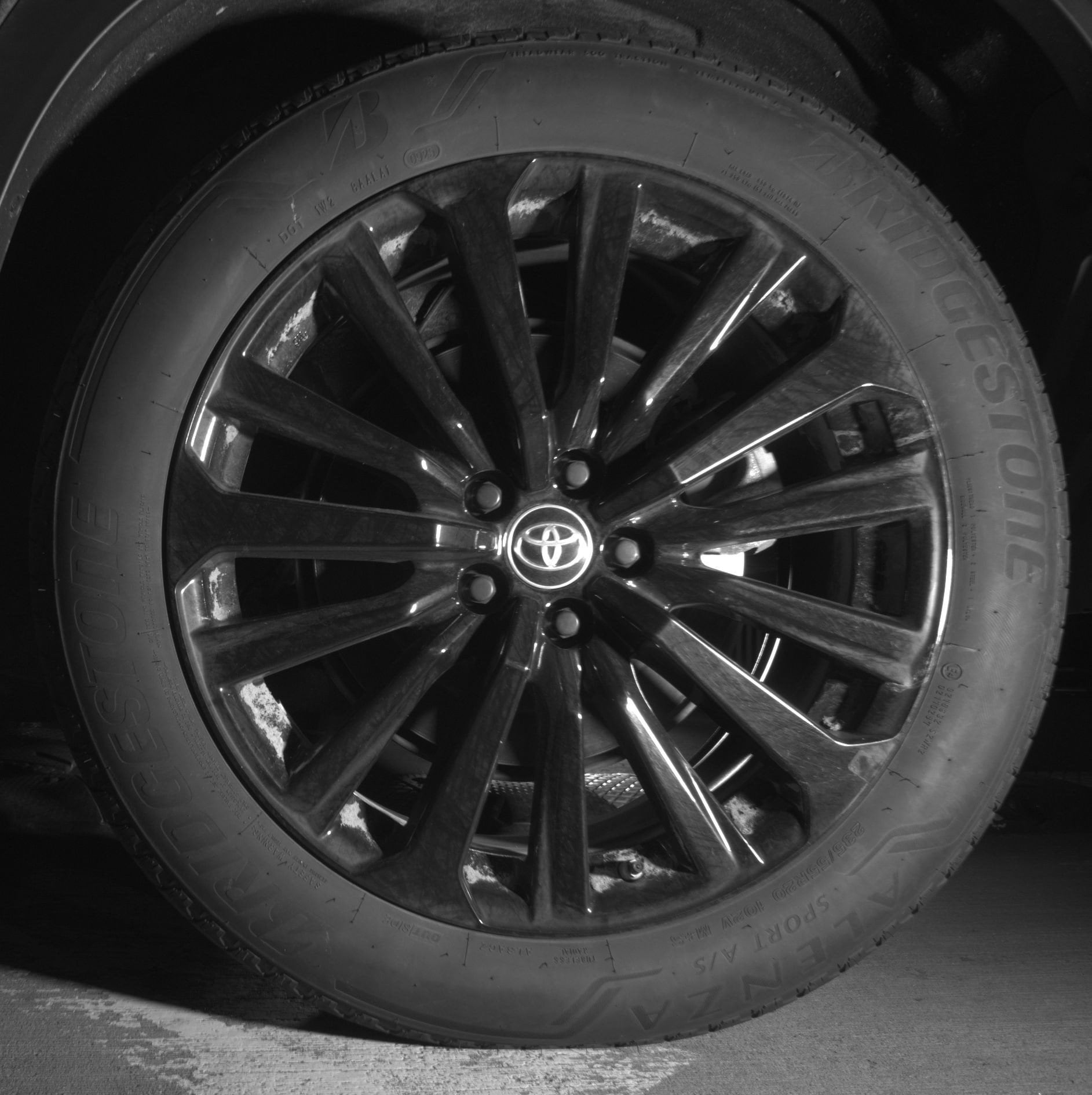 Thumbnail: 2025 Toyota Highlander - 14