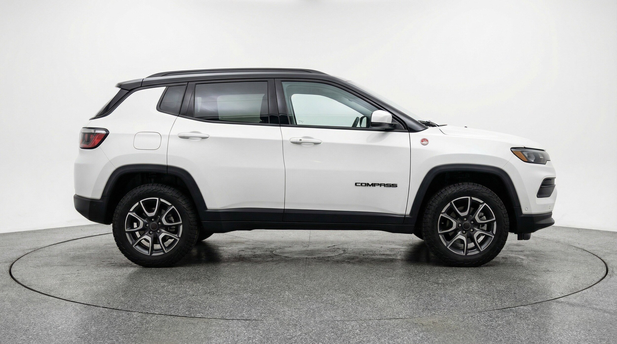 Thumbnail: 2025 Jeep Compass - 11