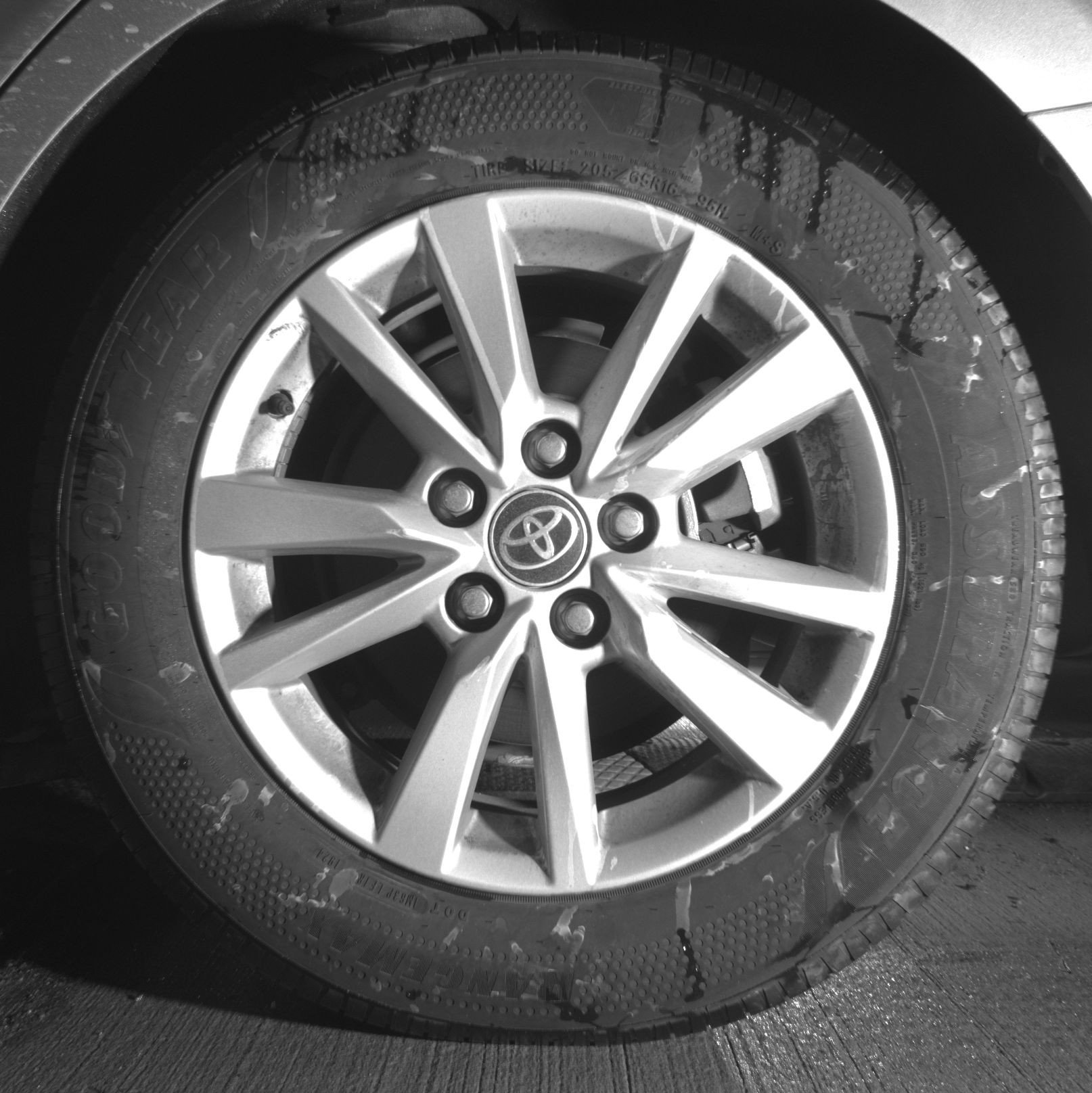 Thumbnail: 2025 Toyota Camry - 14