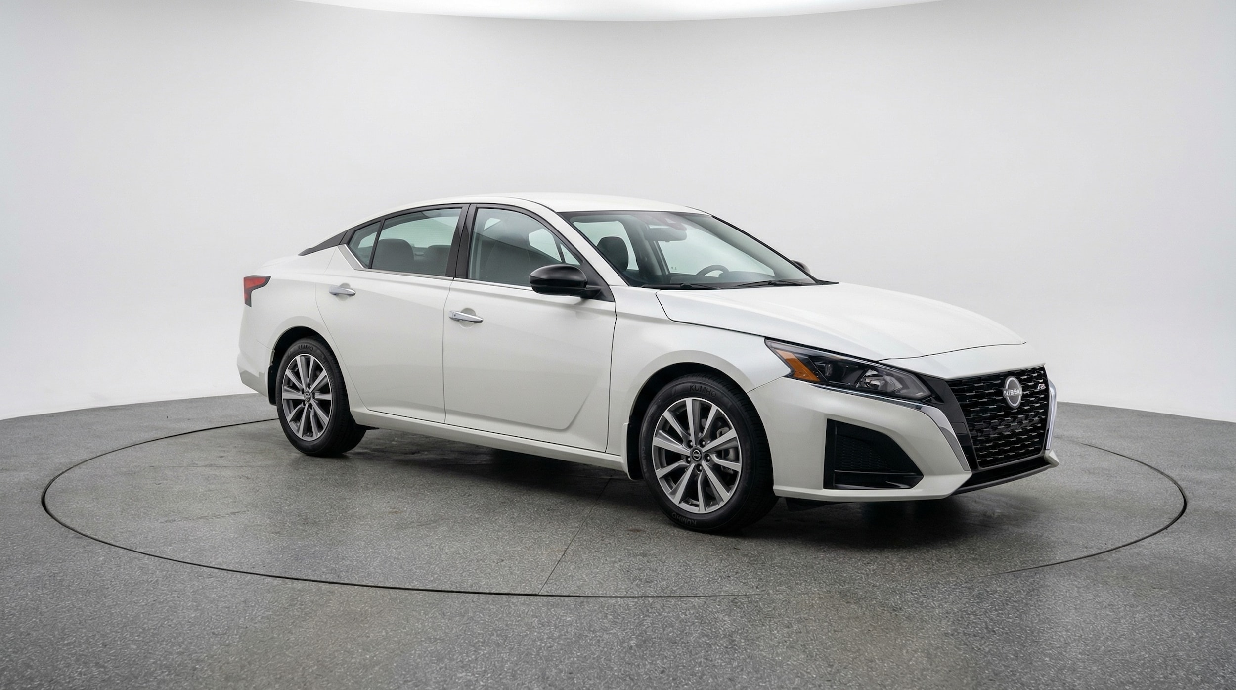 Thumbnail: 2025 Nissan Altima - 1