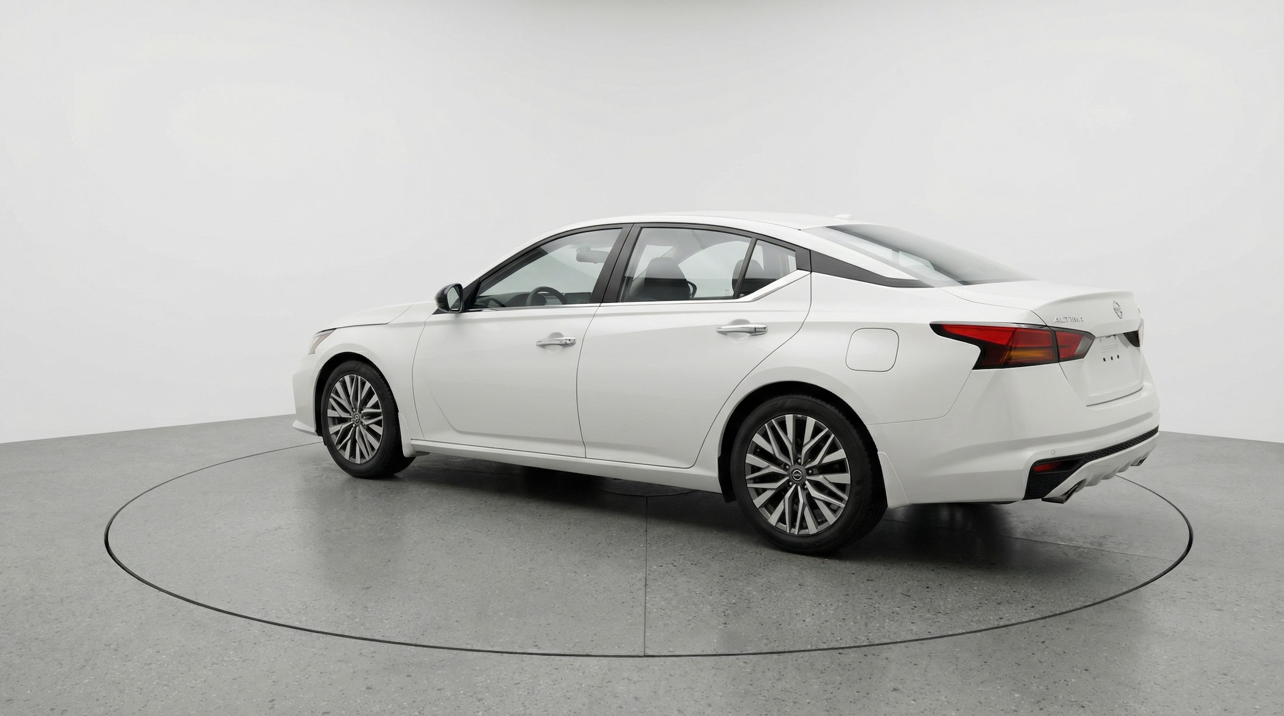 Thumbnail: 2025 Nissan Altima - 5