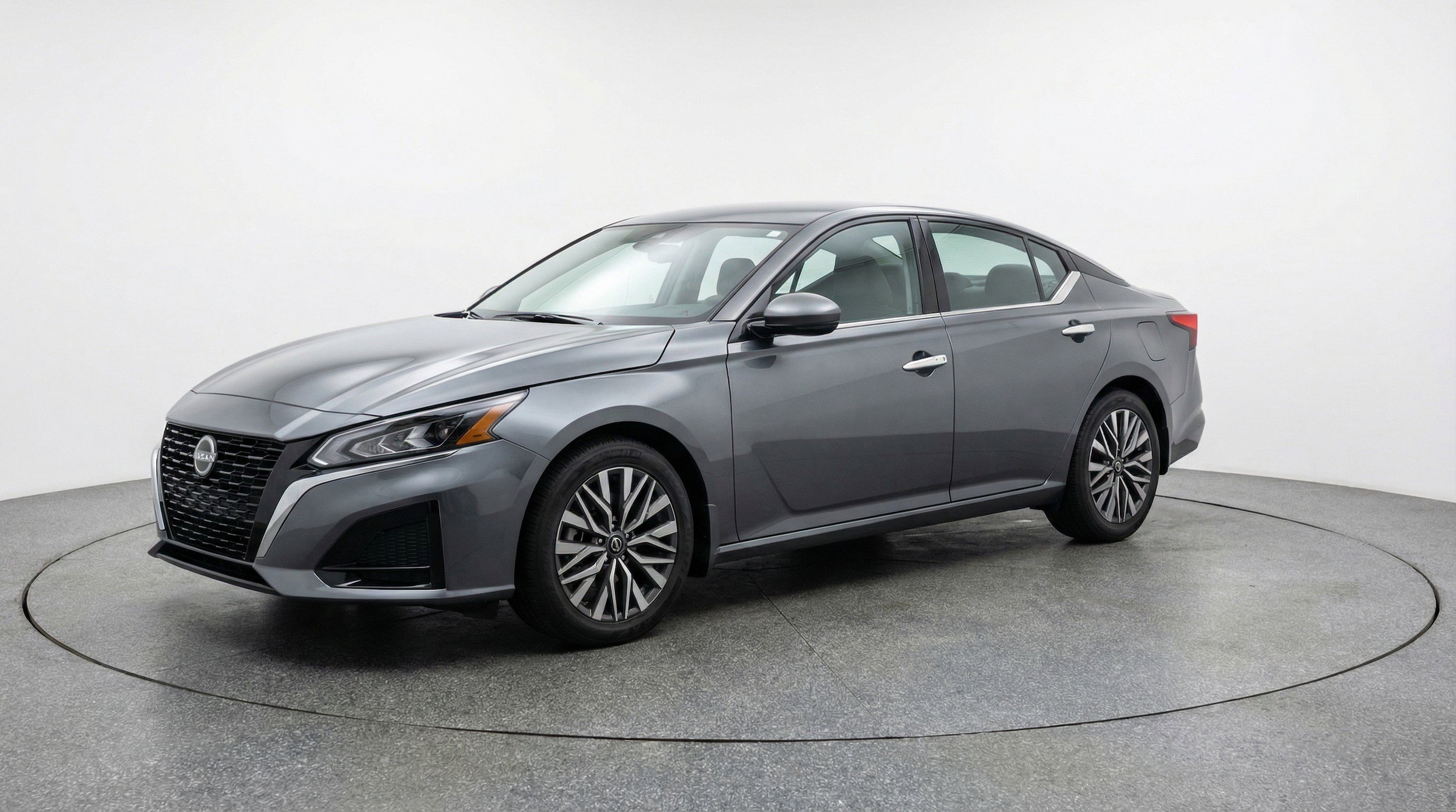 Thumbnail: 2025 Nissan Altima - 3