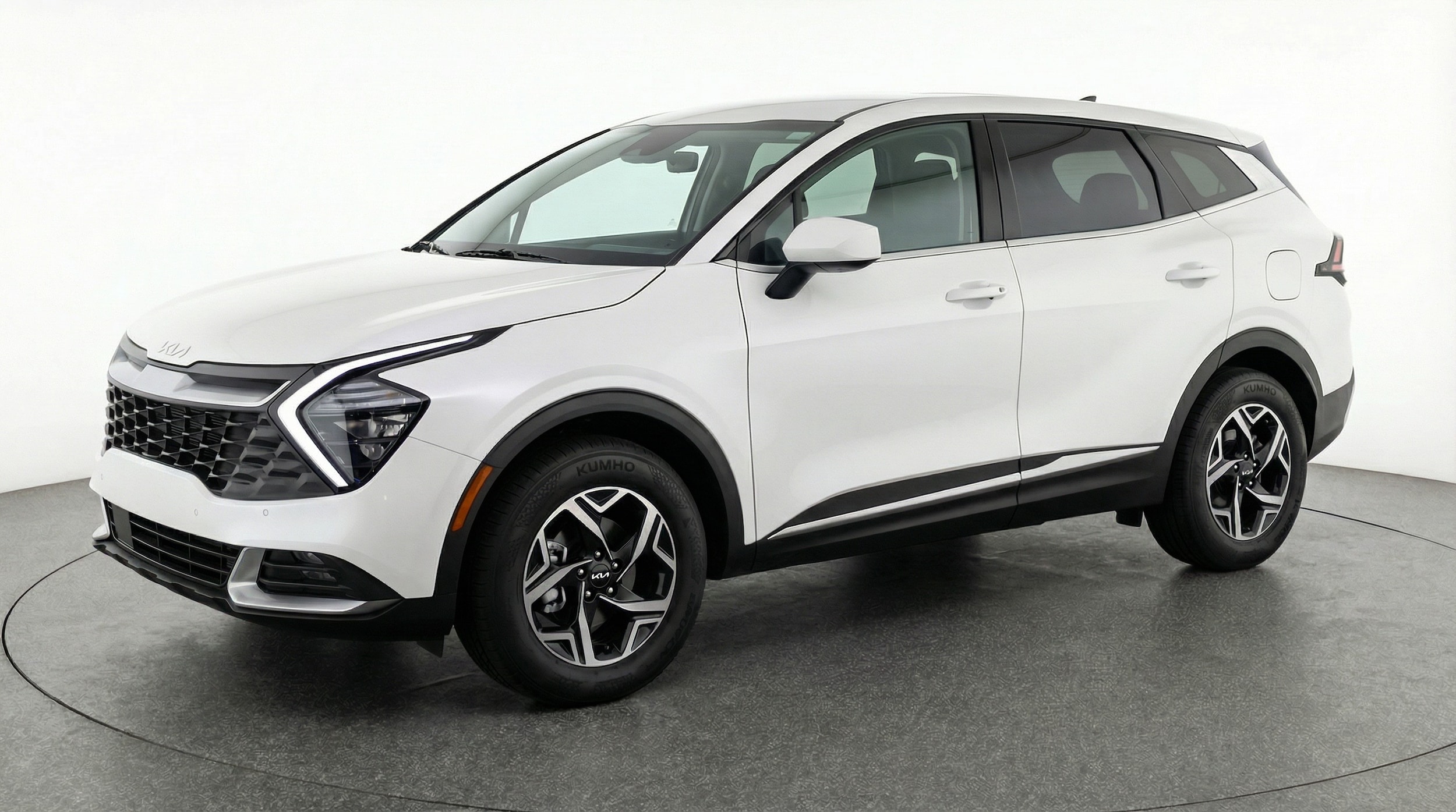 Thumbnail: 2025 Kia Sportage - 3