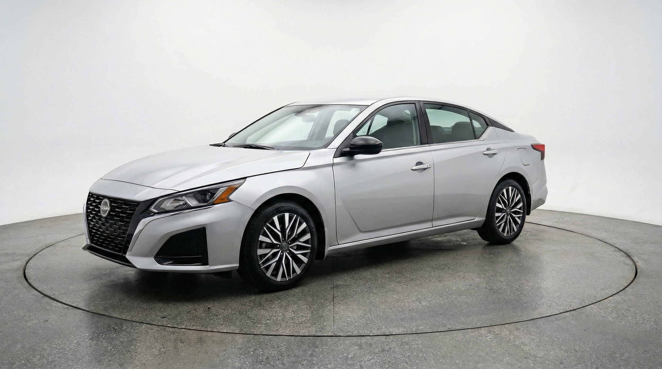 Thumbnail: 2025 Nissan Altima - 3