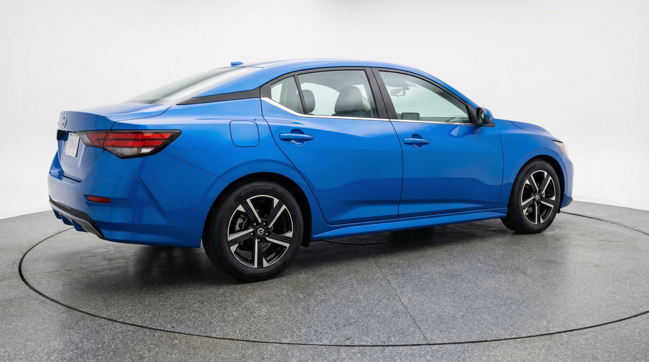 Thumbnail: 2025 Nissan Sentra - 9