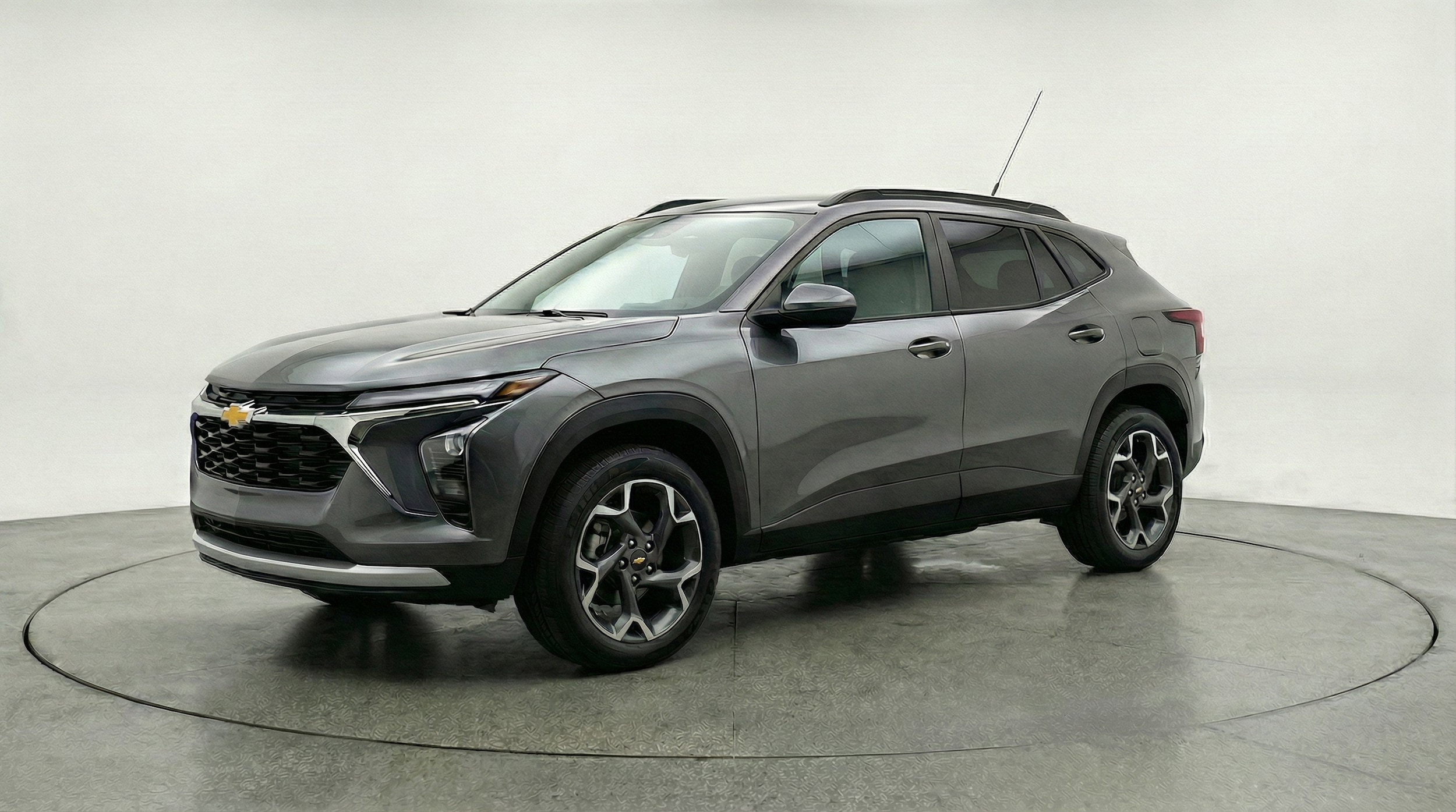 Thumbnail: 2025 Chevrolet Trax - 3