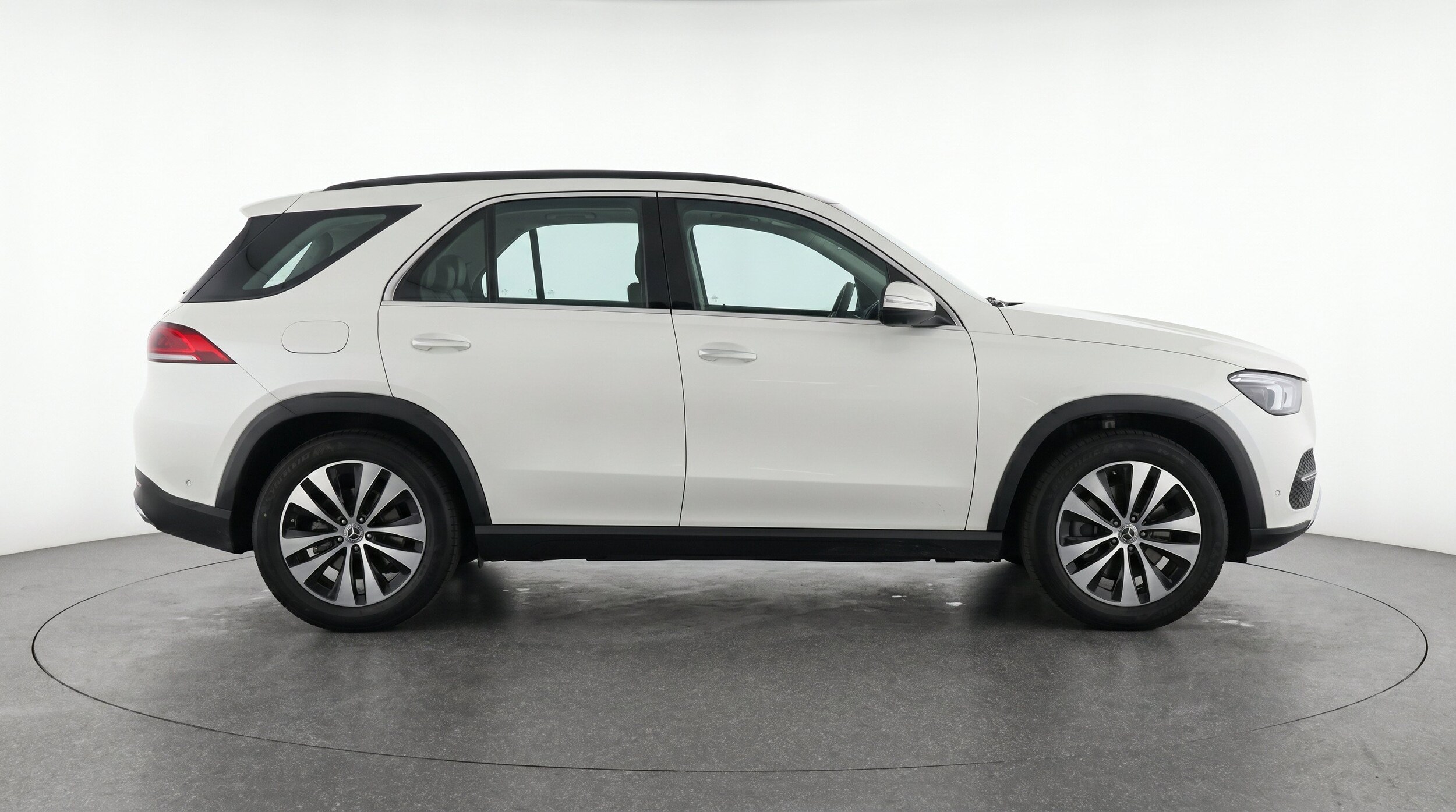 Thumbnail: 2026 Mercedes-Benz GLE - 11