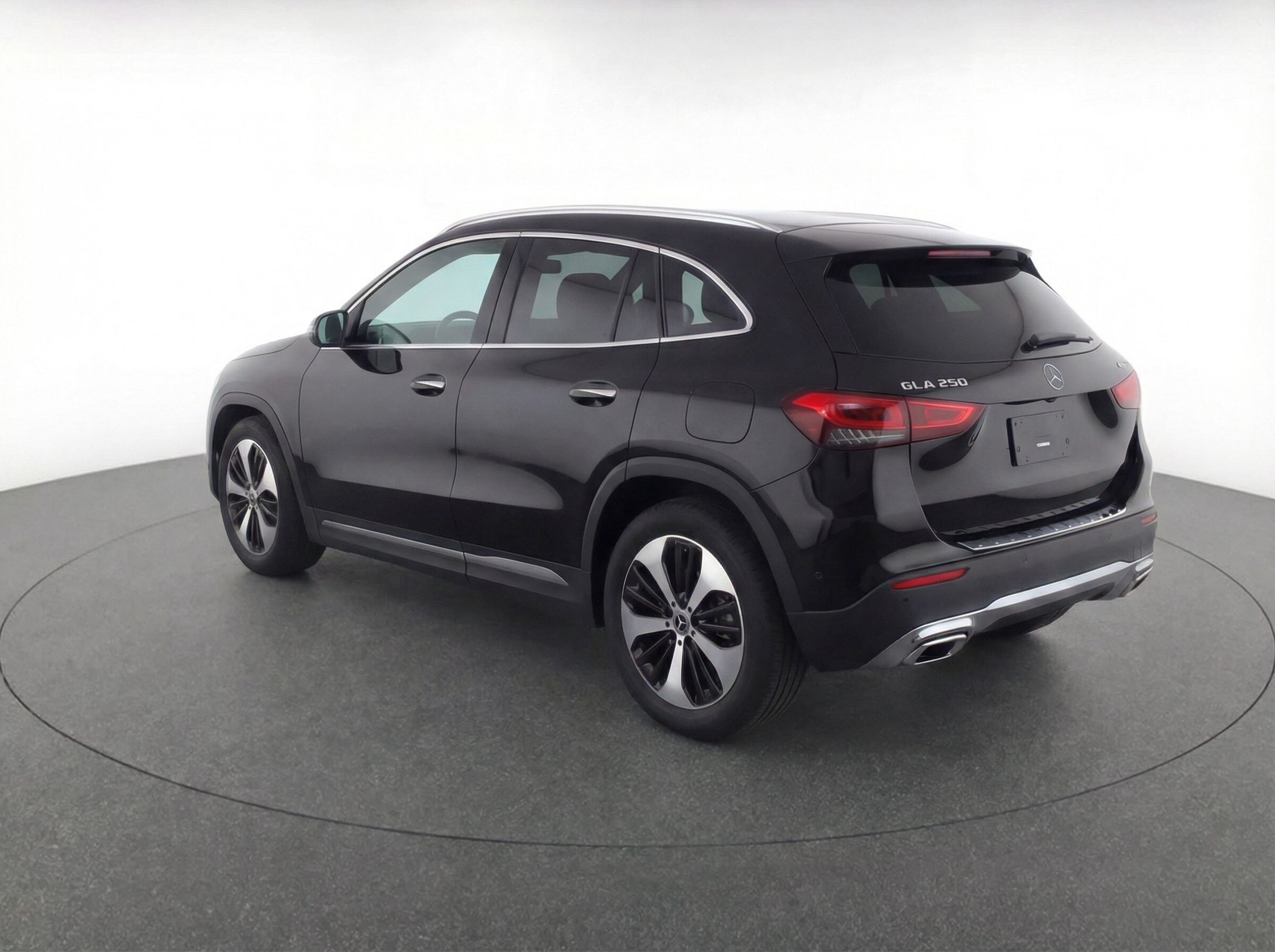 Thumbnail: 2025 Mercedes-Benz GLA - 5