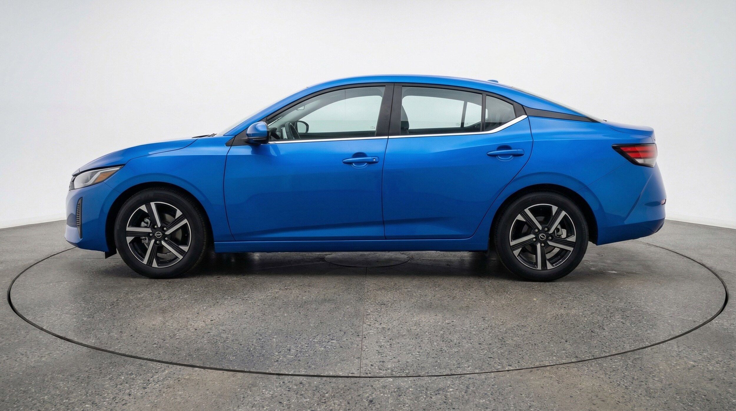 Thumbnail: 2025 Nissan Sentra - 5