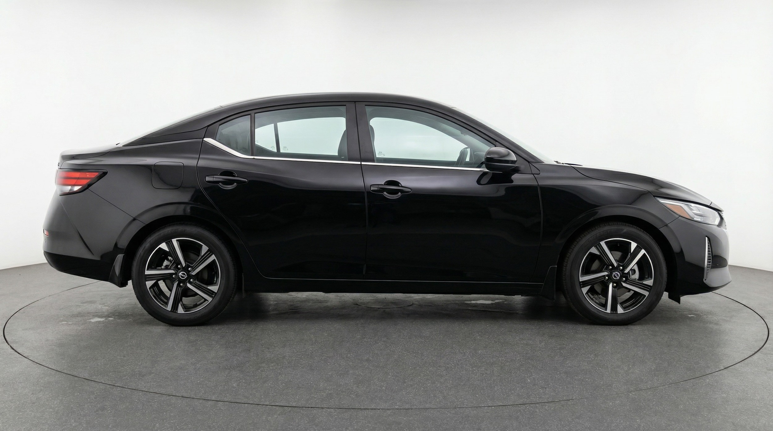 Thumbnail: 2025 Nissan Sentra - 8