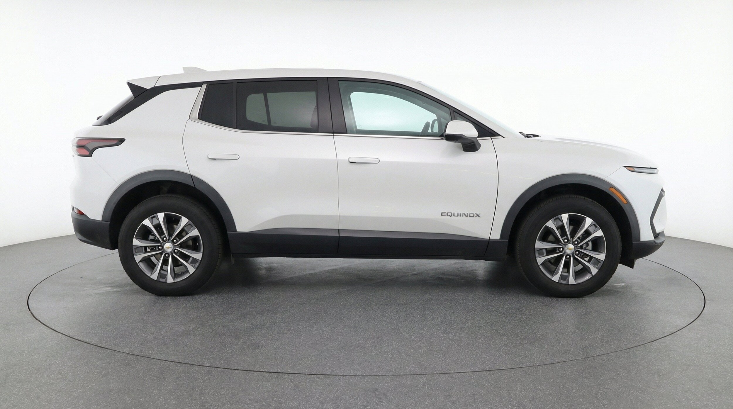Thumbnail: 2025 Chevrolet Equinox - 11