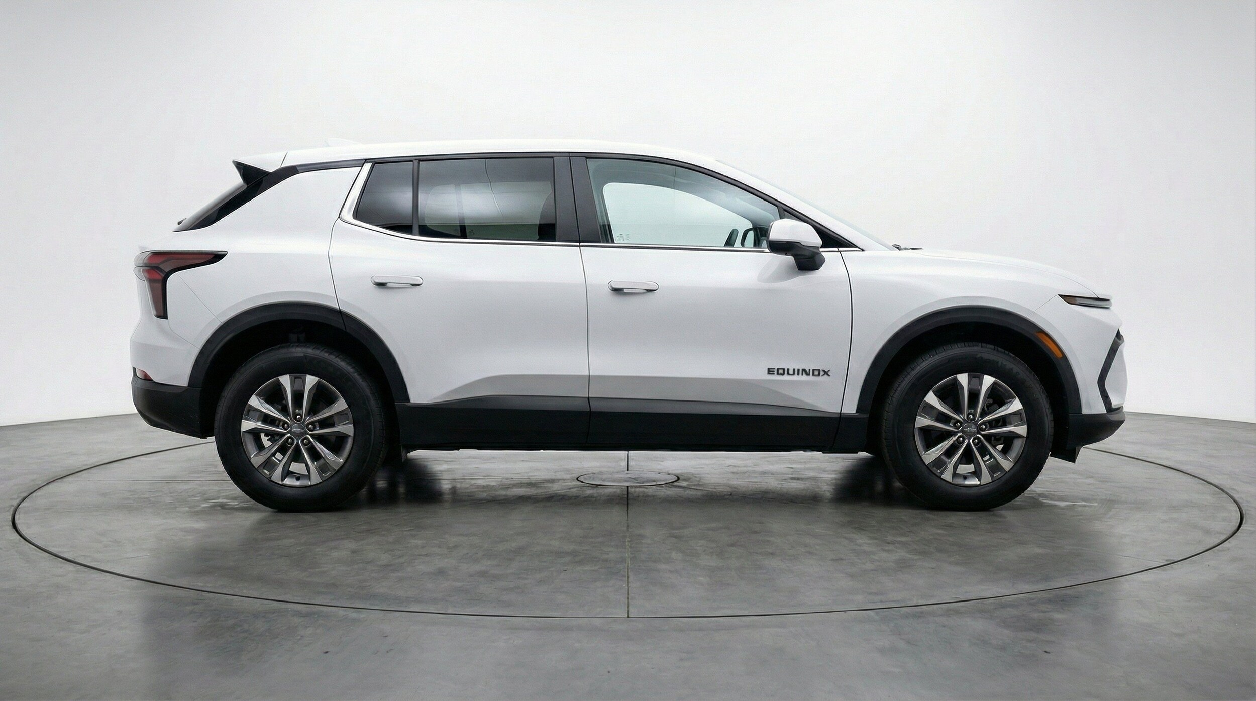 Thumbnail: 2025 Chevrolet Equinox - 11