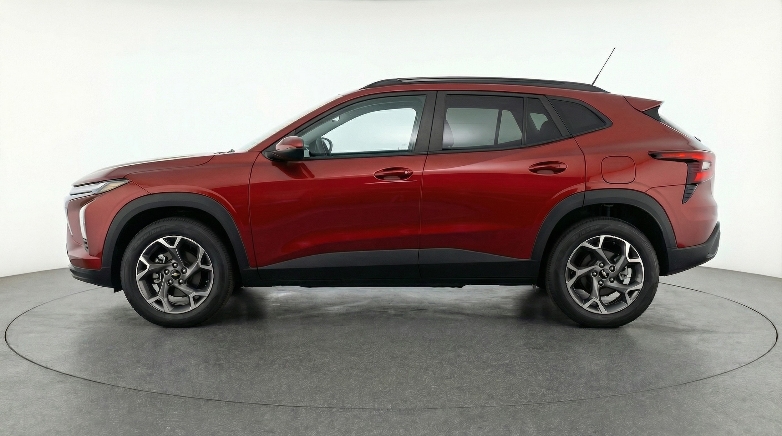 Thumbnail: 2025 Chevrolet Trax - 4