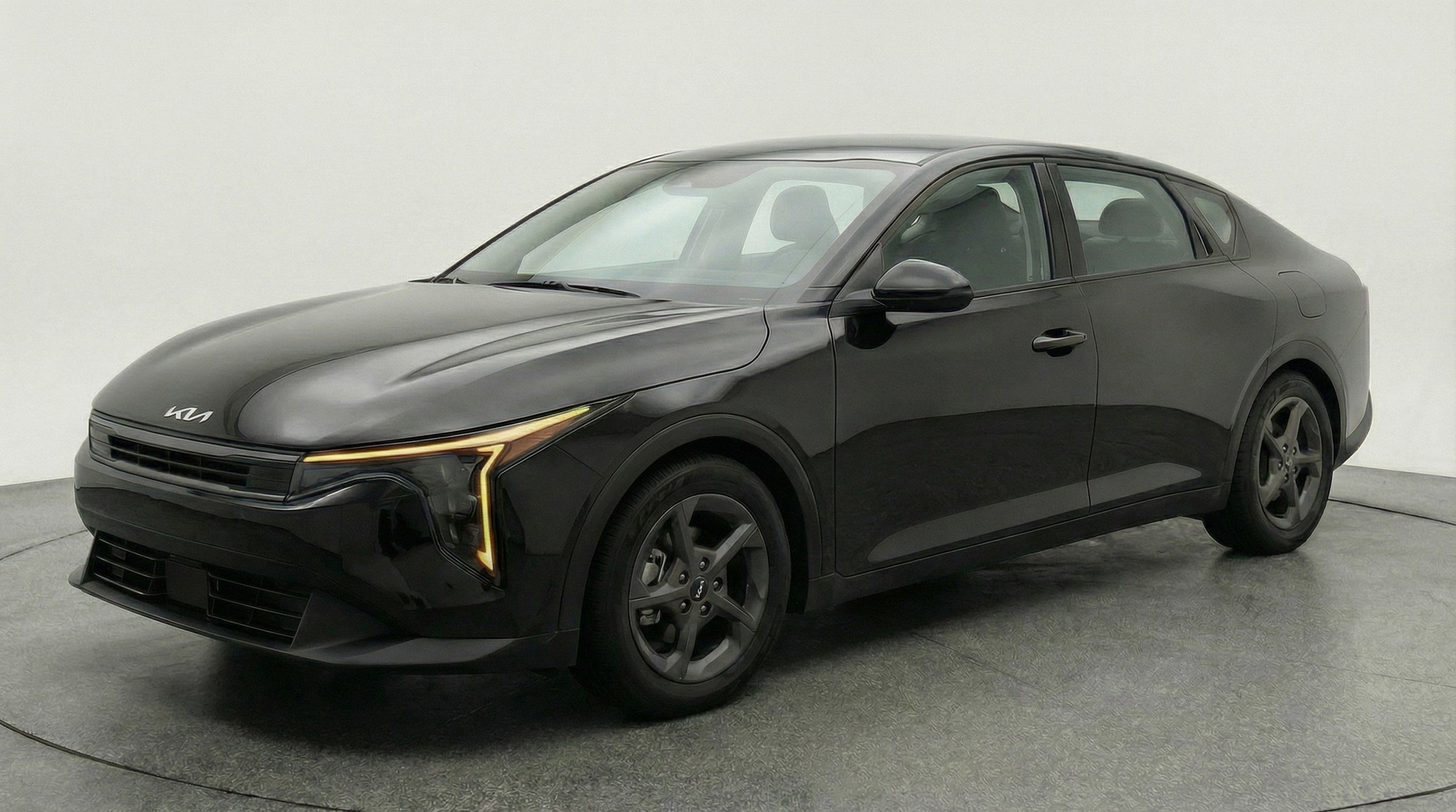 Thumbnail: 2025 Kia K4 - 3