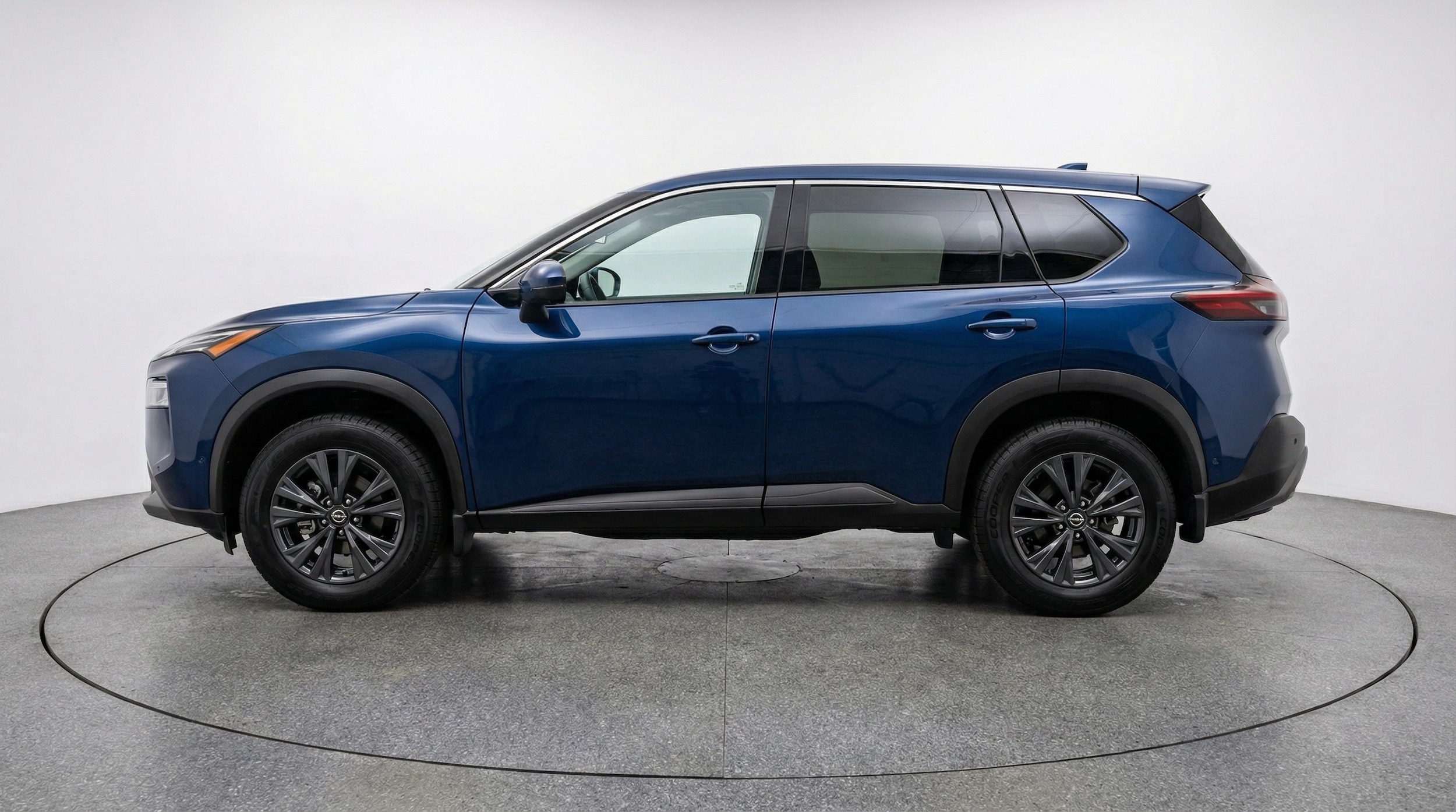 Thumbnail: 2025 Nissan Rogue - 4