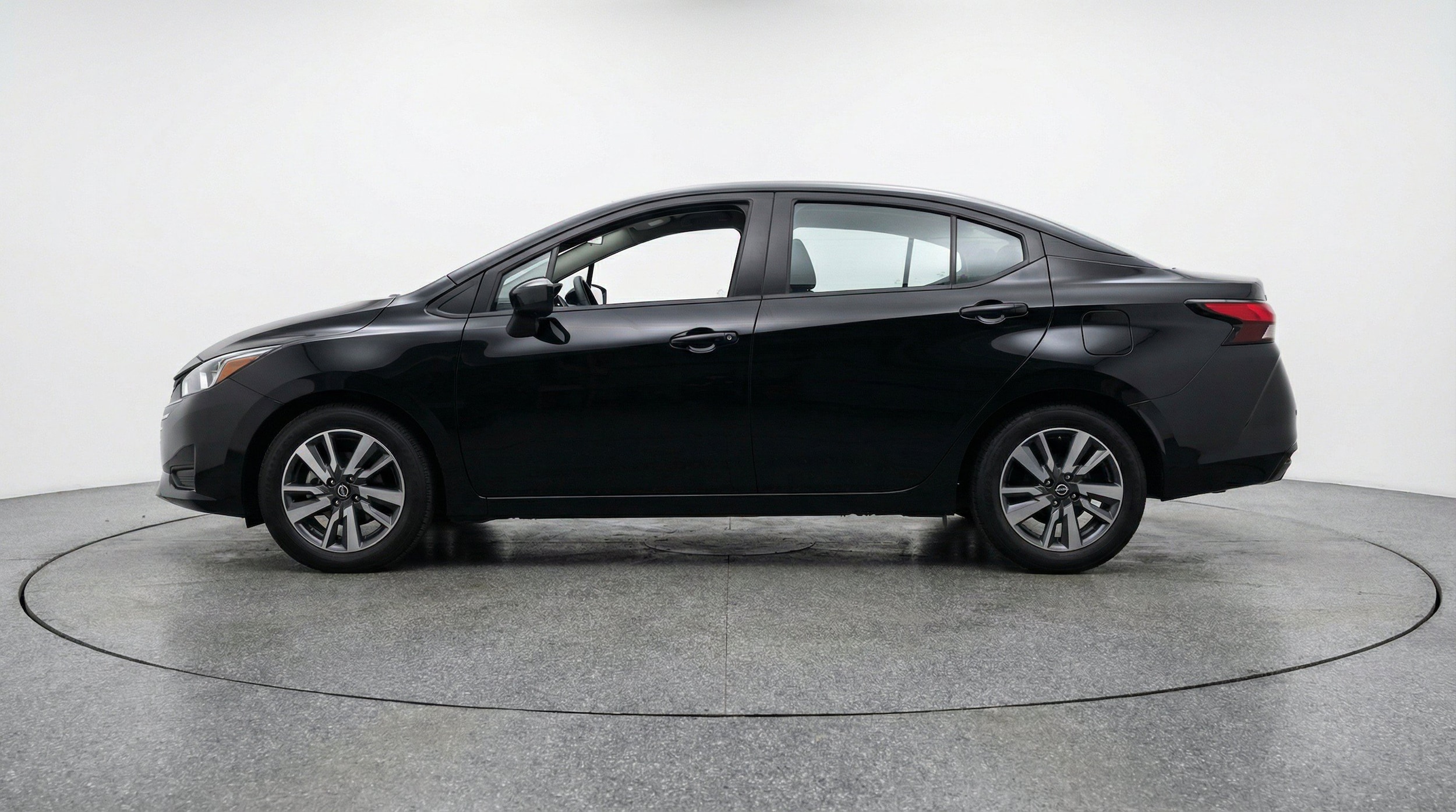 Thumbnail: 2025 Nissan Versa - 5