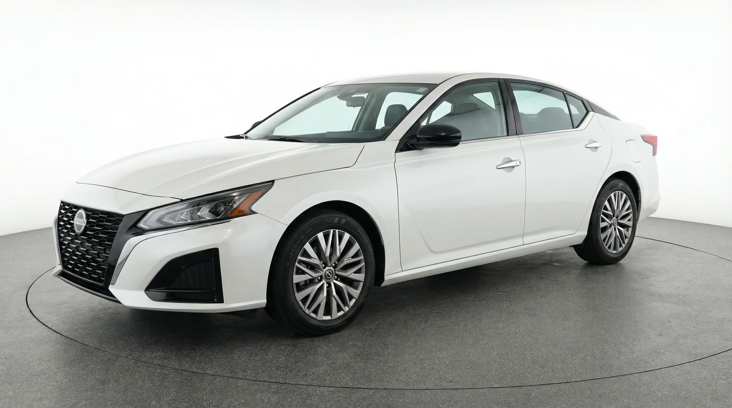 Thumbnail: 2025 Nissan Altima - 3