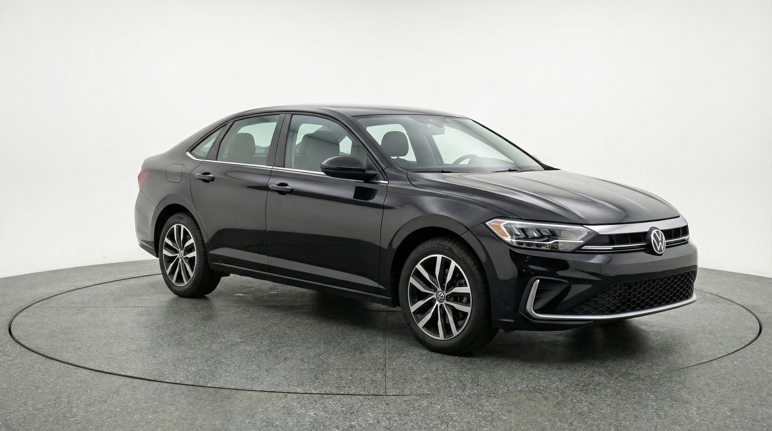 Thumbnail: 2025 Volkswagen Jetta - 1