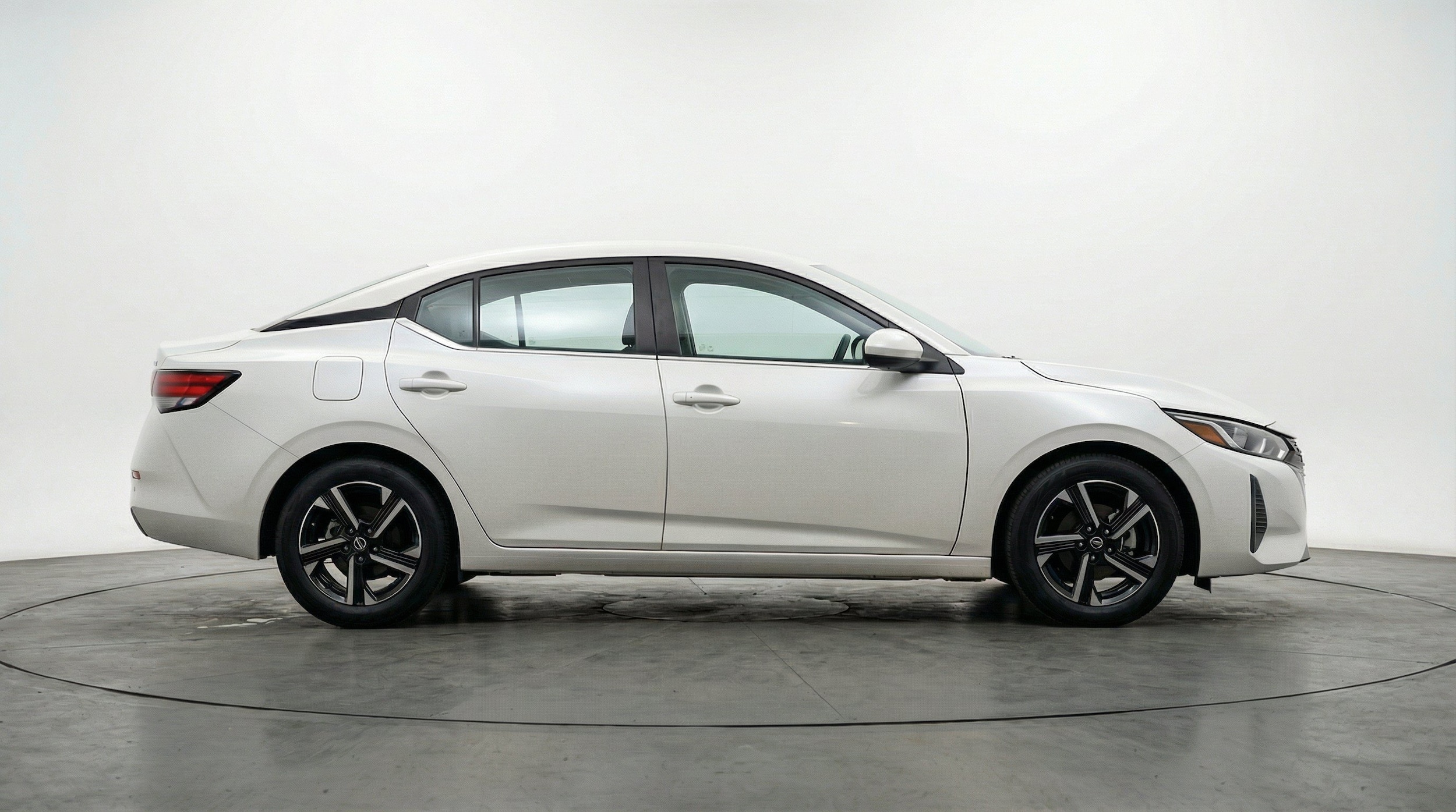 Thumbnail: 2025 Nissan Sentra - 11
