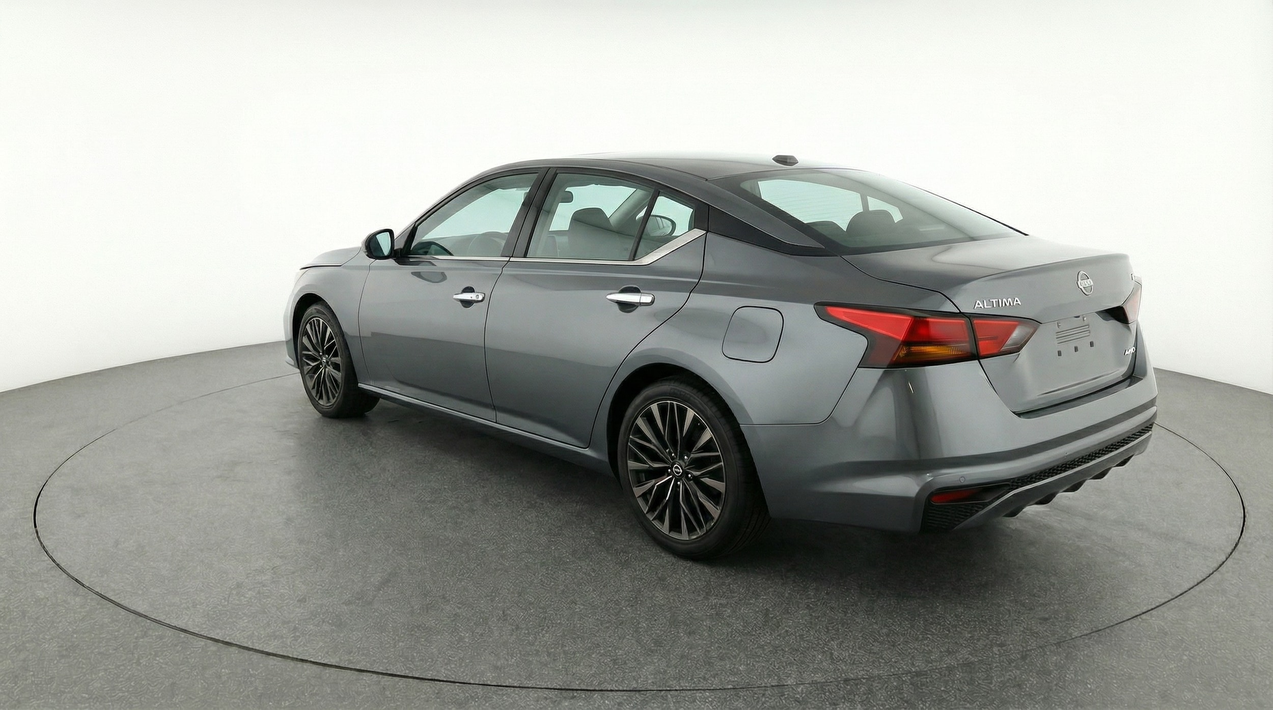 Thumbnail: 2025 Nissan Altima - 5