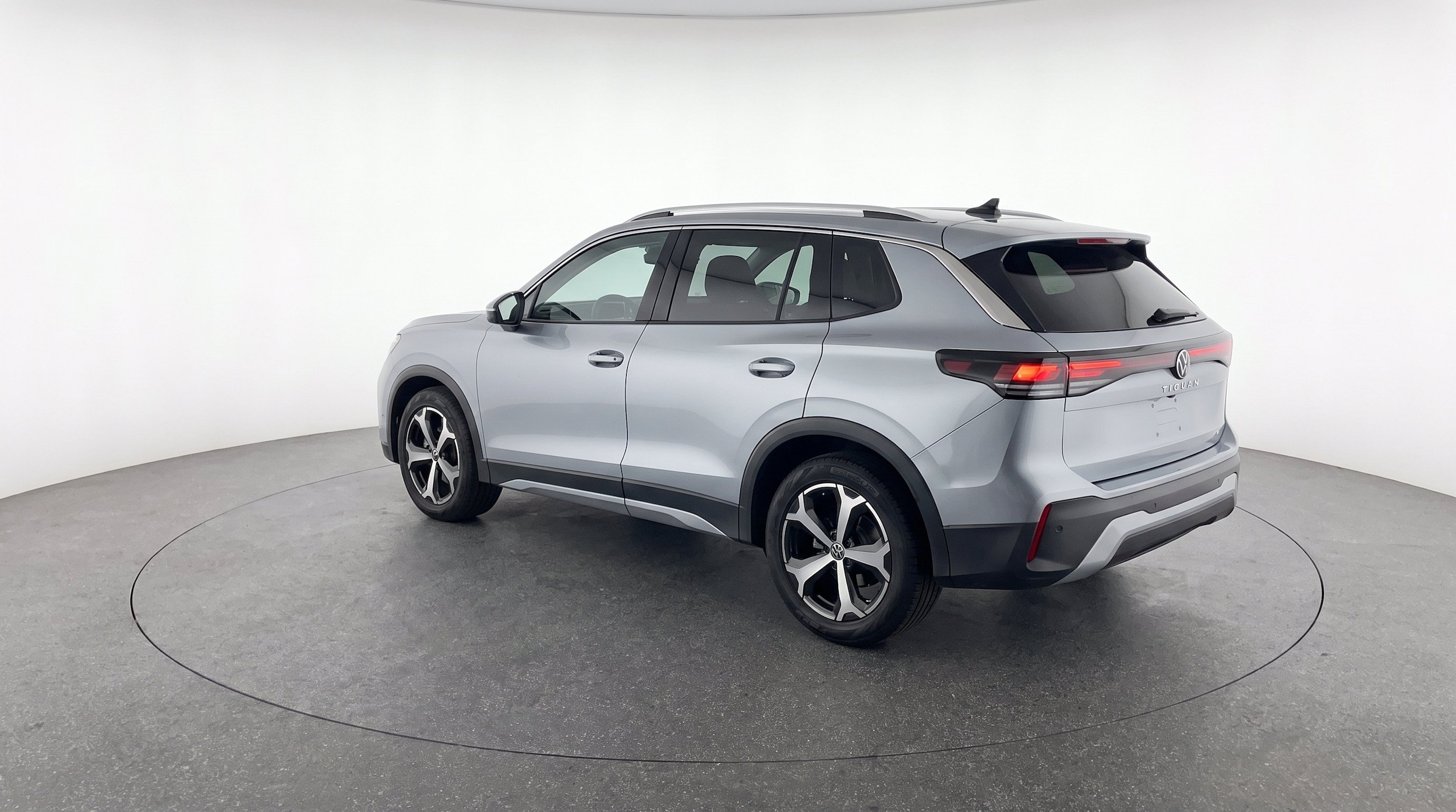 Thumbnail: 2026 Volkswagen Tiguan - 6