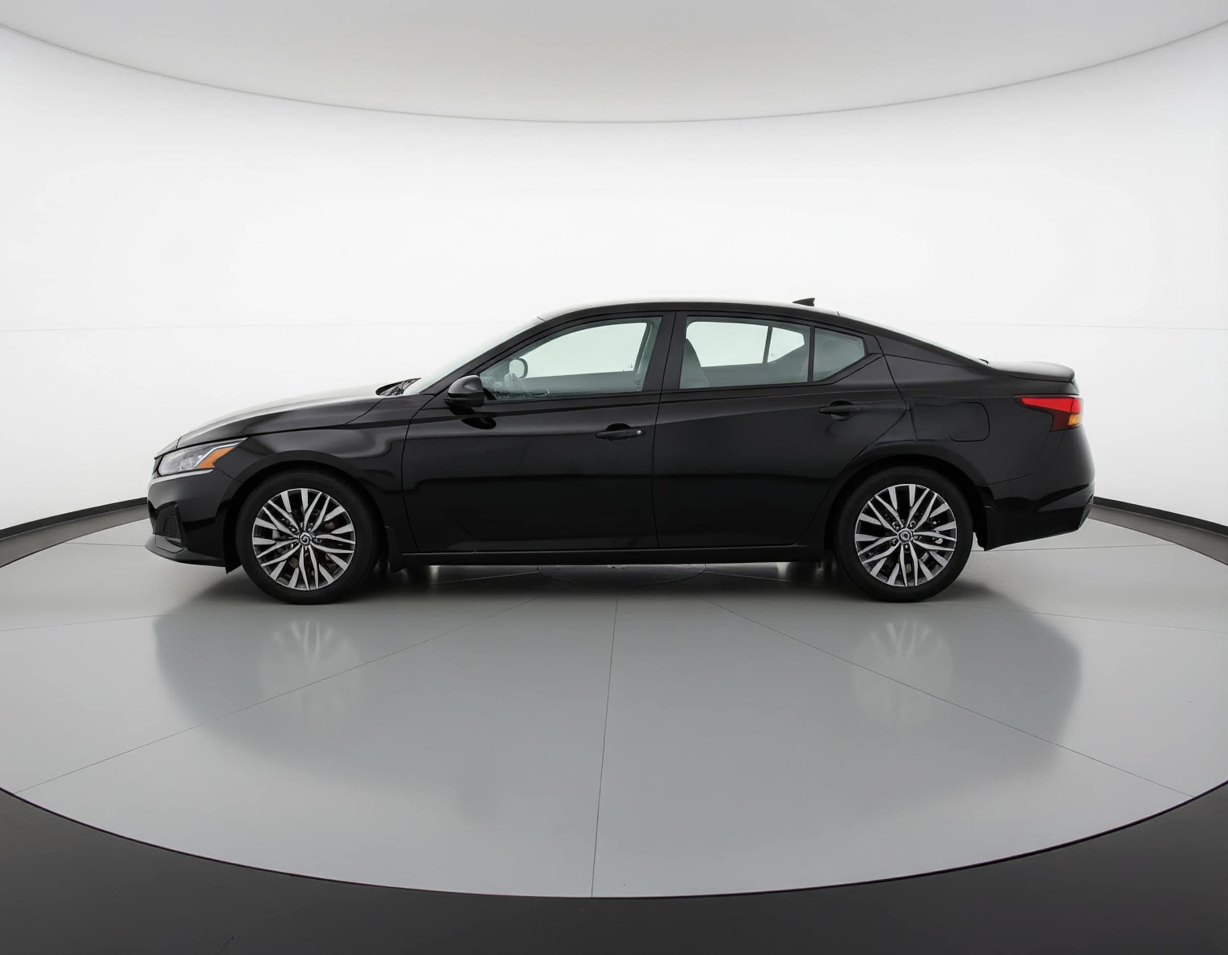 Thumbnail: 2025 Nissan Altima - 4