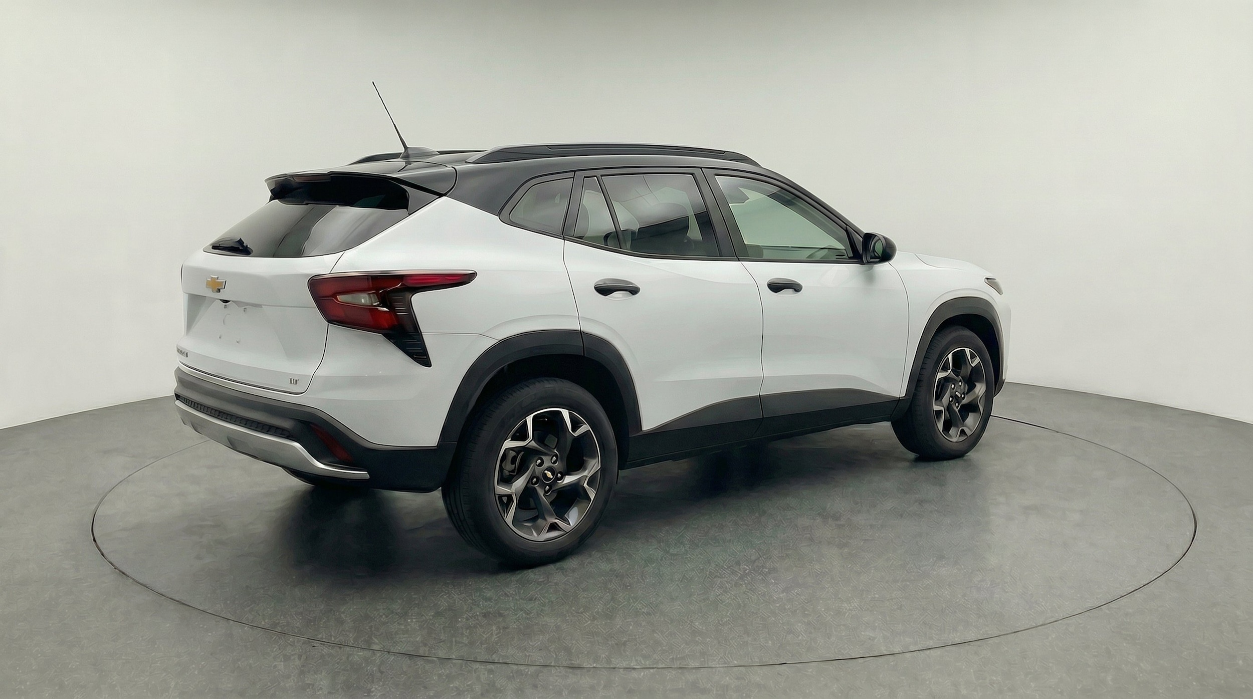 Thumbnail: 2025 Chevrolet Trax - 9