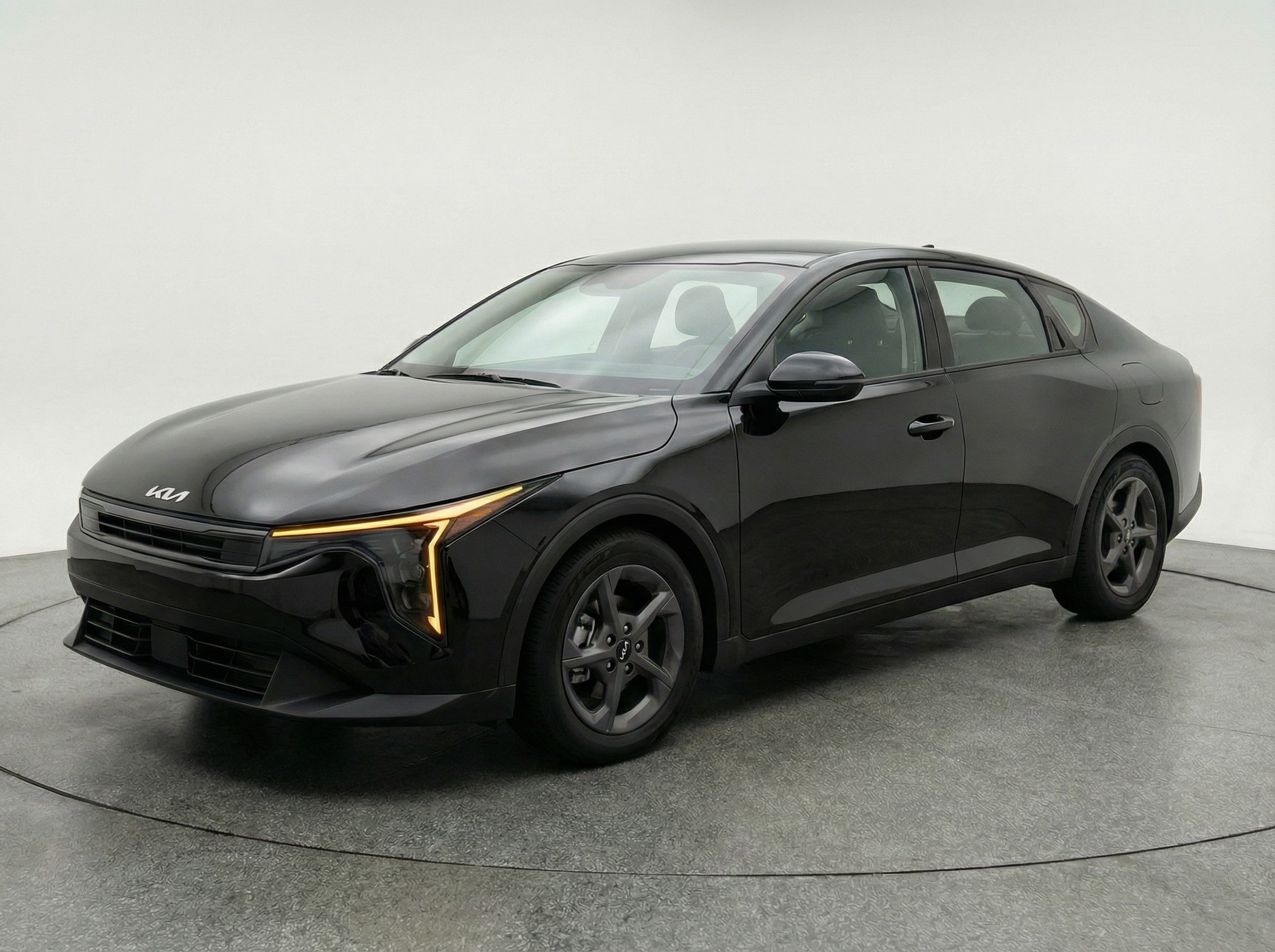 Thumbnail: 2025 Kia K4 - 3