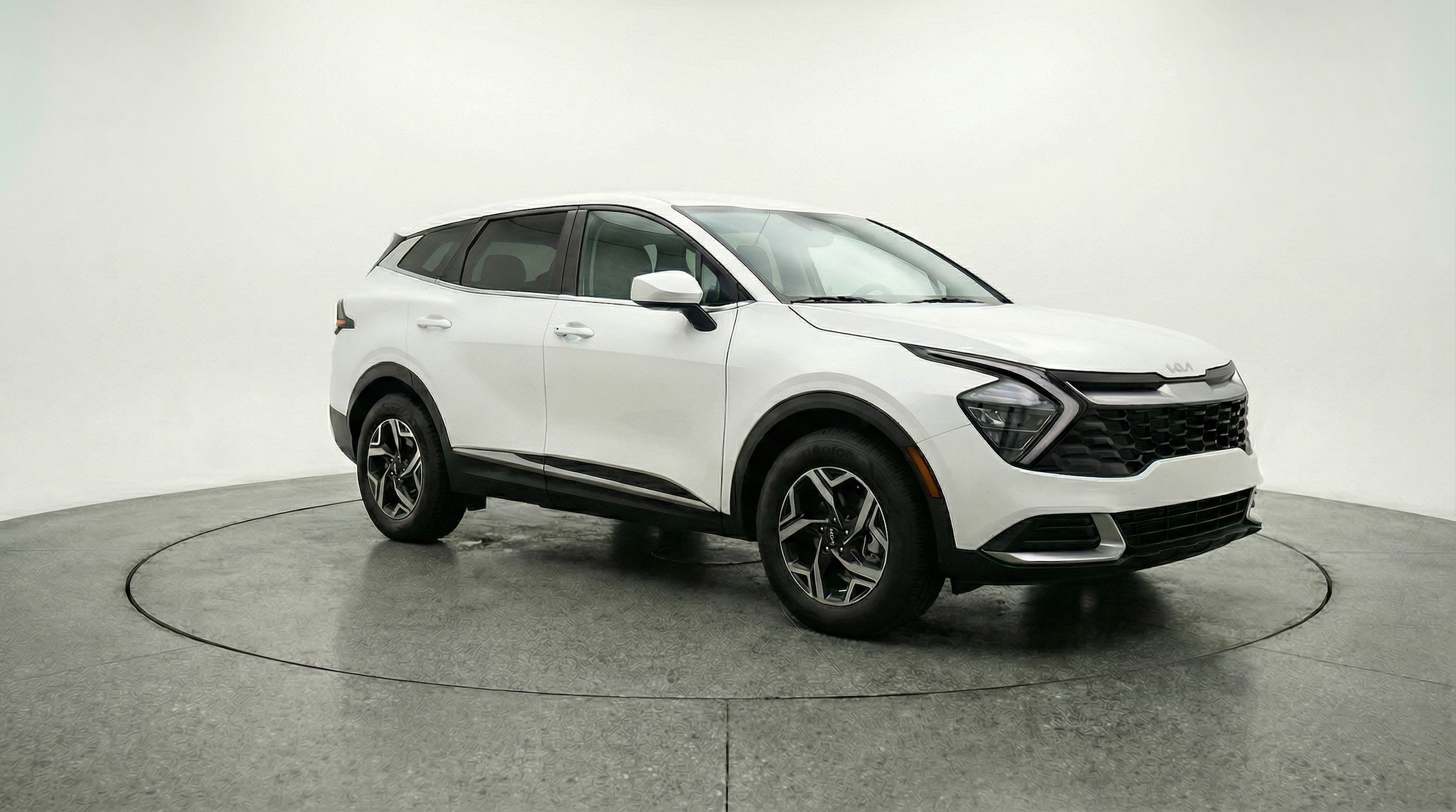 Thumbnail: 2025 Kia Sportage - 1