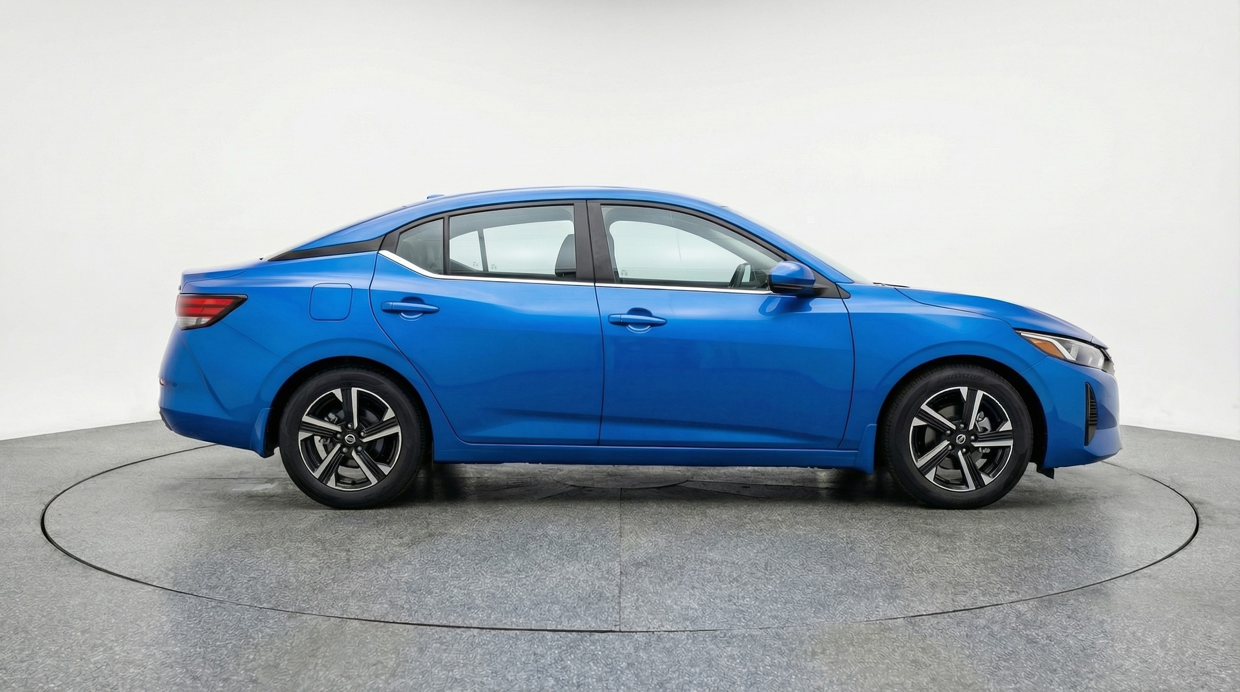 Thumbnail: 2025 Nissan Sentra - 8