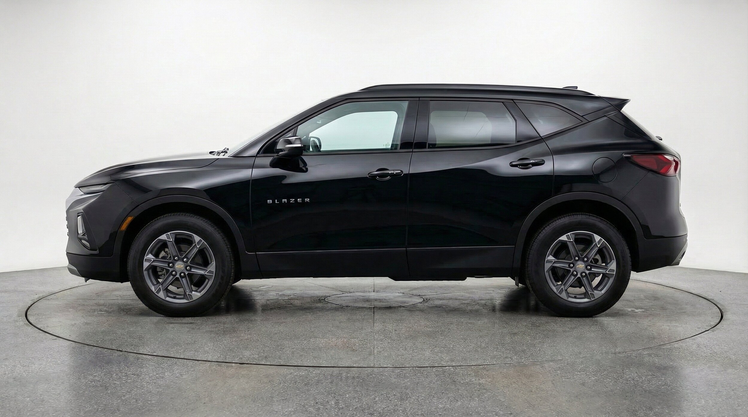 Thumbnail: 2025 Chevrolet Blazer - 5