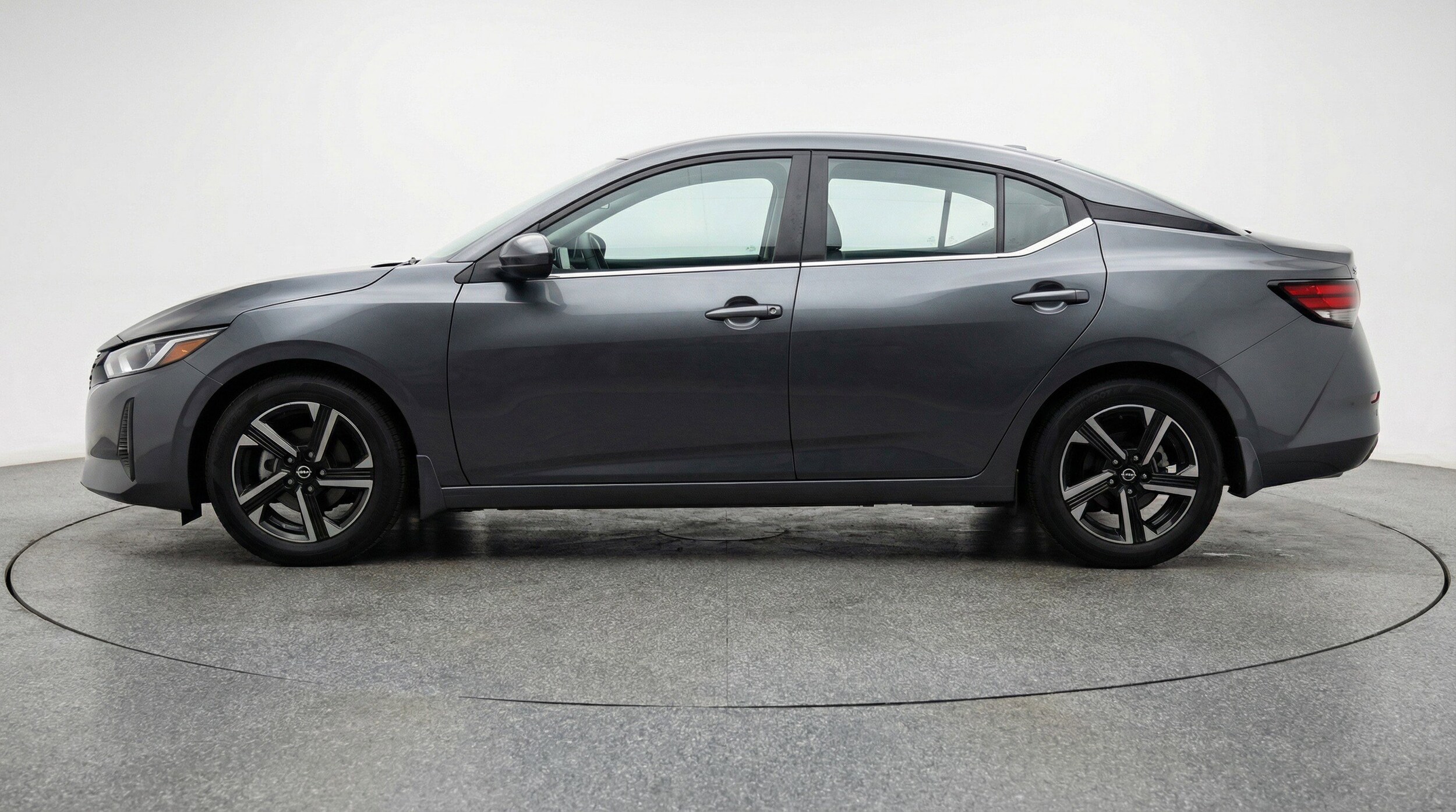 Thumbnail: 2025 Nissan Sentra - 5