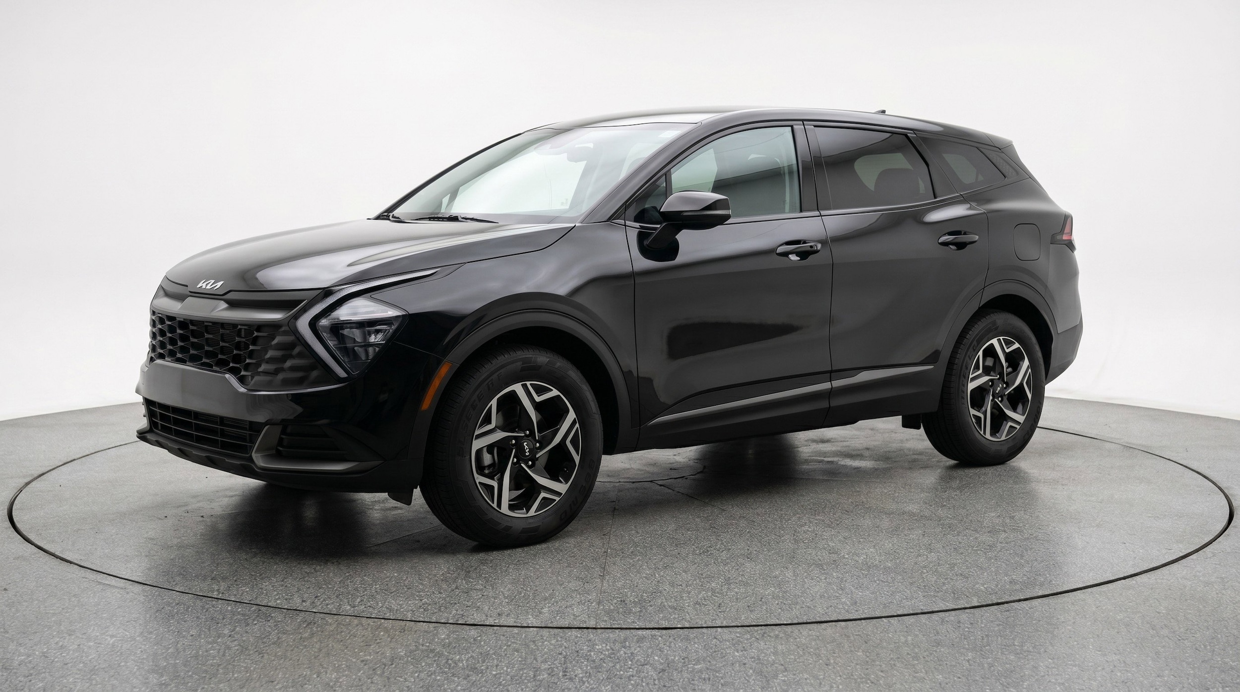 Thumbnail: 2025 Kia Sportage - 3