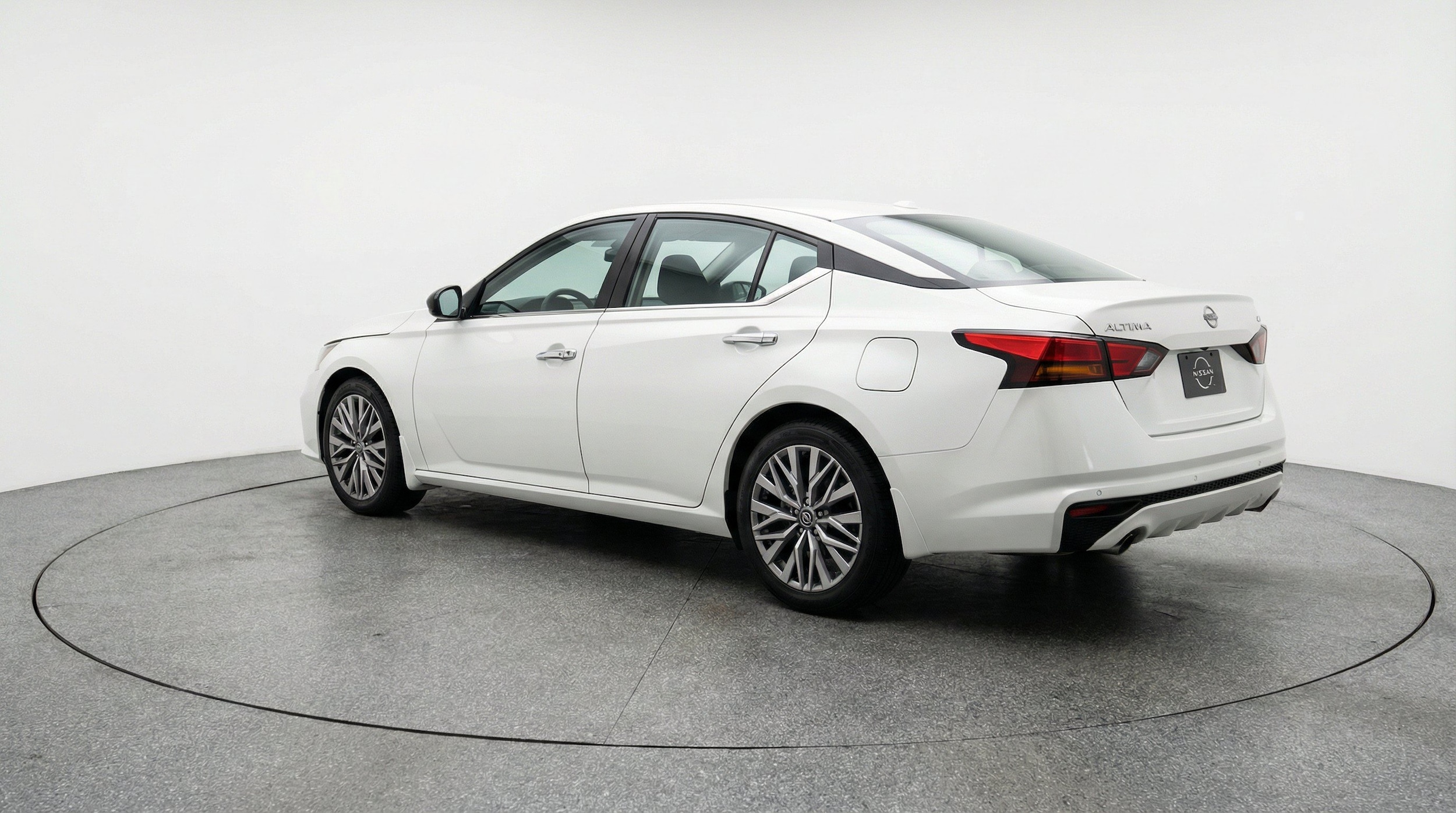 Thumbnail: 2025 Nissan Altima - 6