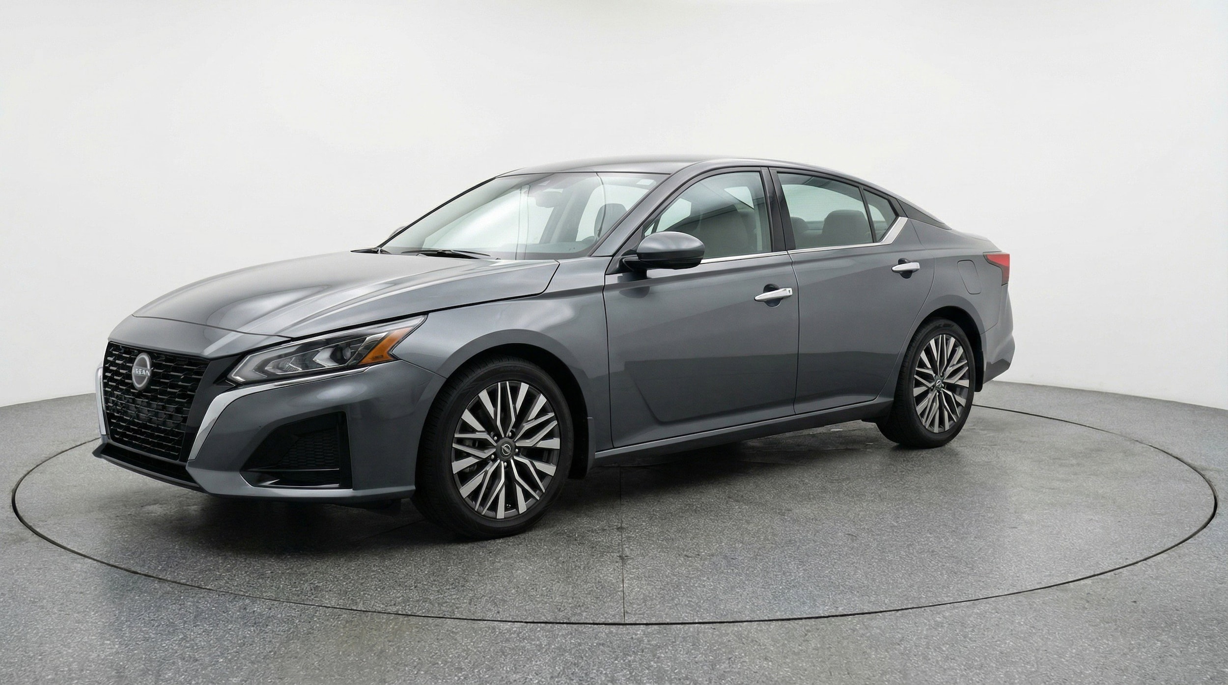 Thumbnail: 2025 Nissan Altima - 3