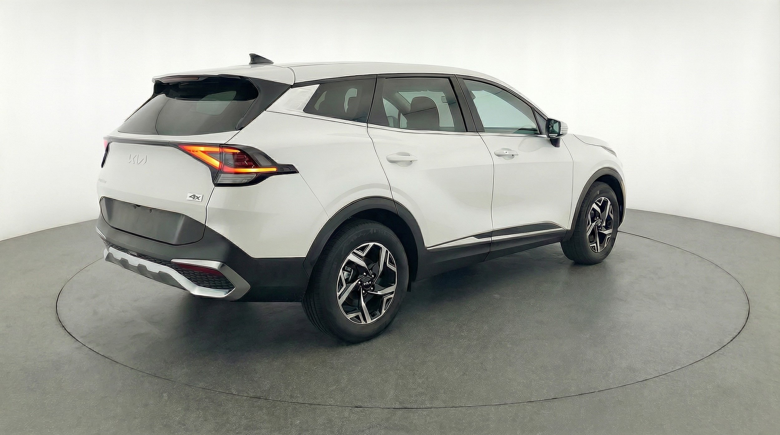 Thumbnail: 2025 Kia Sportage - 7