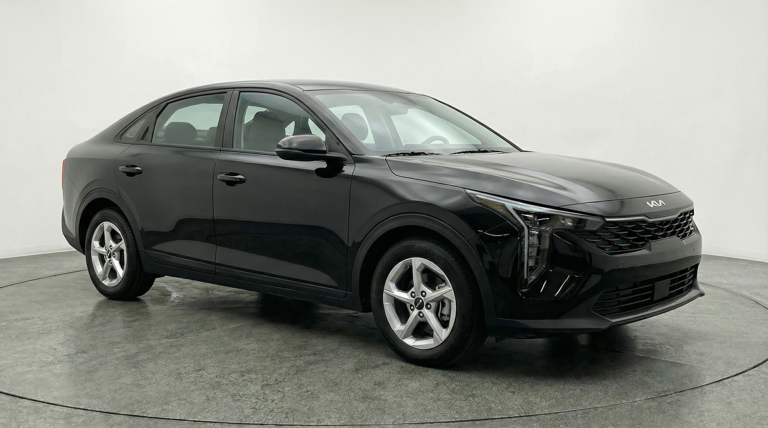 Thumbnail: 2025 Kia K4 - 1