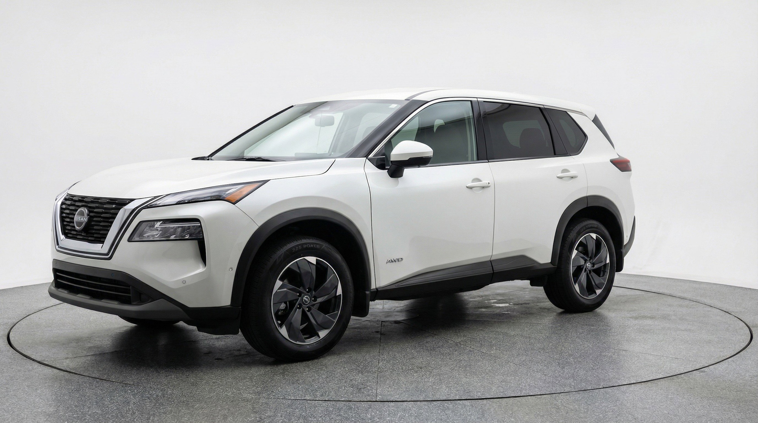 Thumbnail: 2025 Nissan Rogue - 3