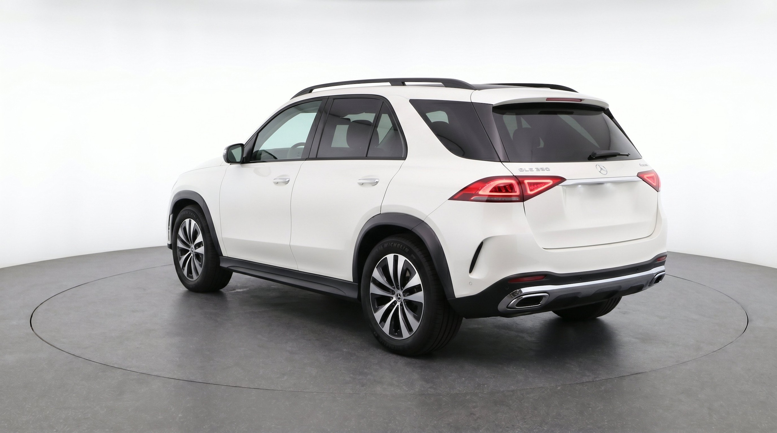 Thumbnail: 2026 Mercedes-Benz GLE - 6