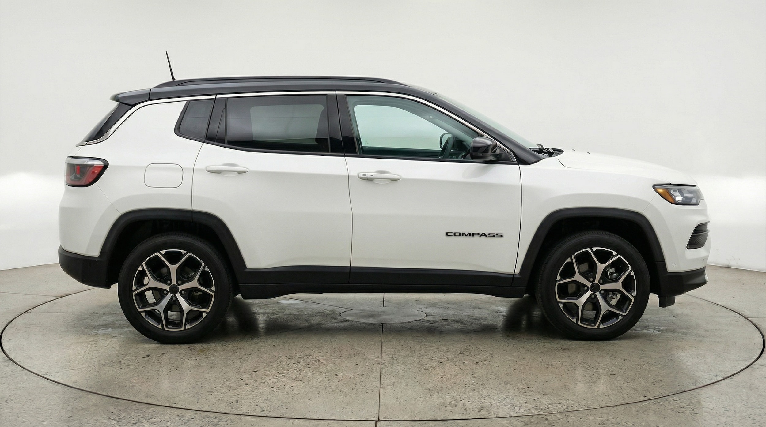 Thumbnail: 2025 Jeep Compass - 8