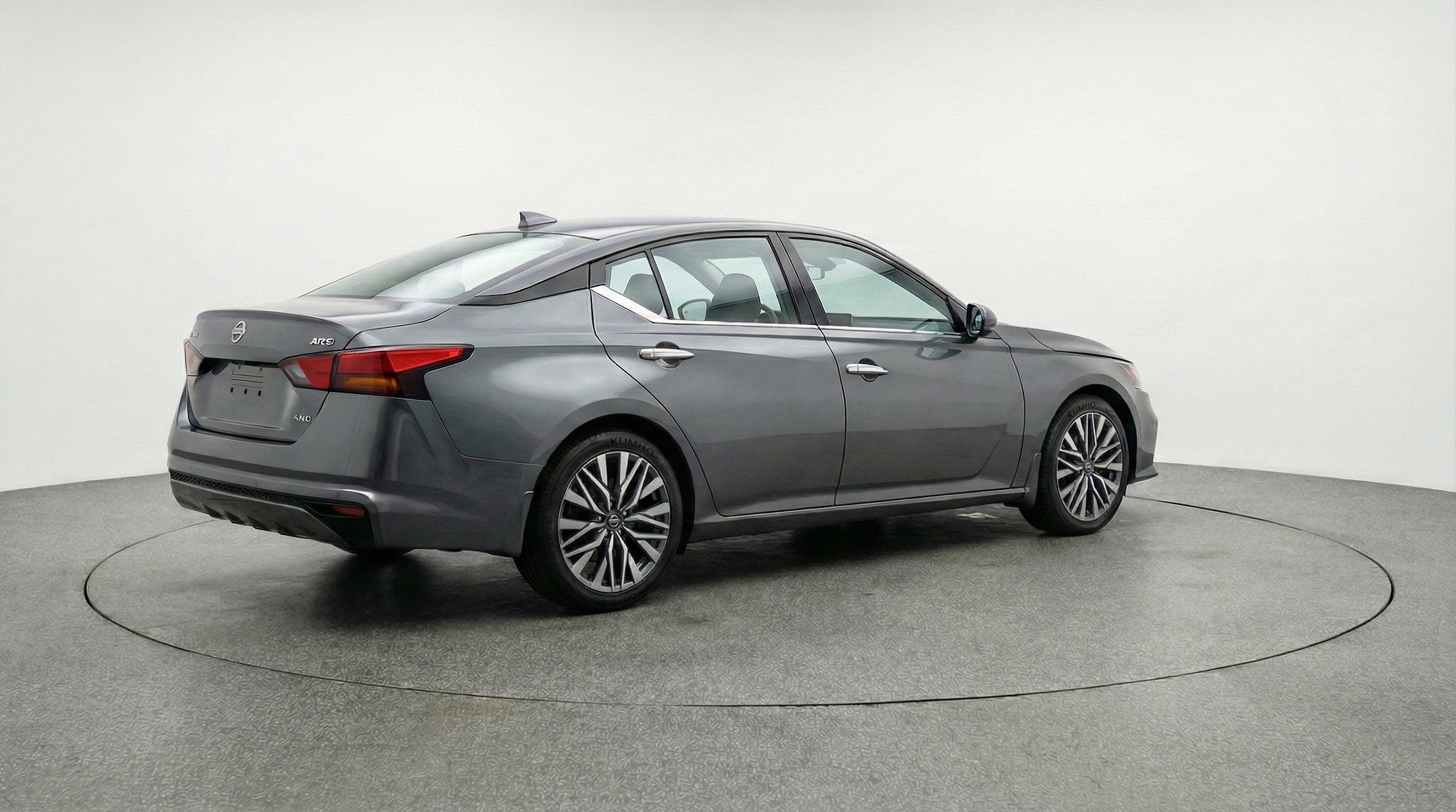 Thumbnail: 2025 Nissan Altima - 9