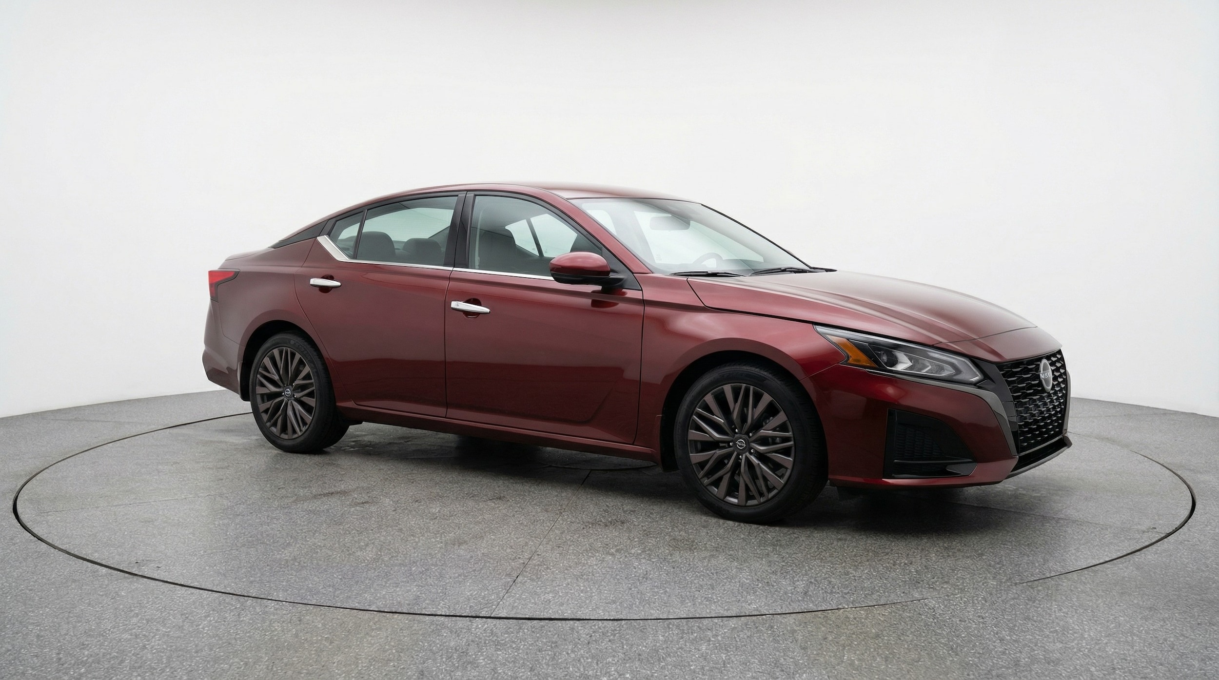 Thumbnail: 2025 Nissan Altima - 1