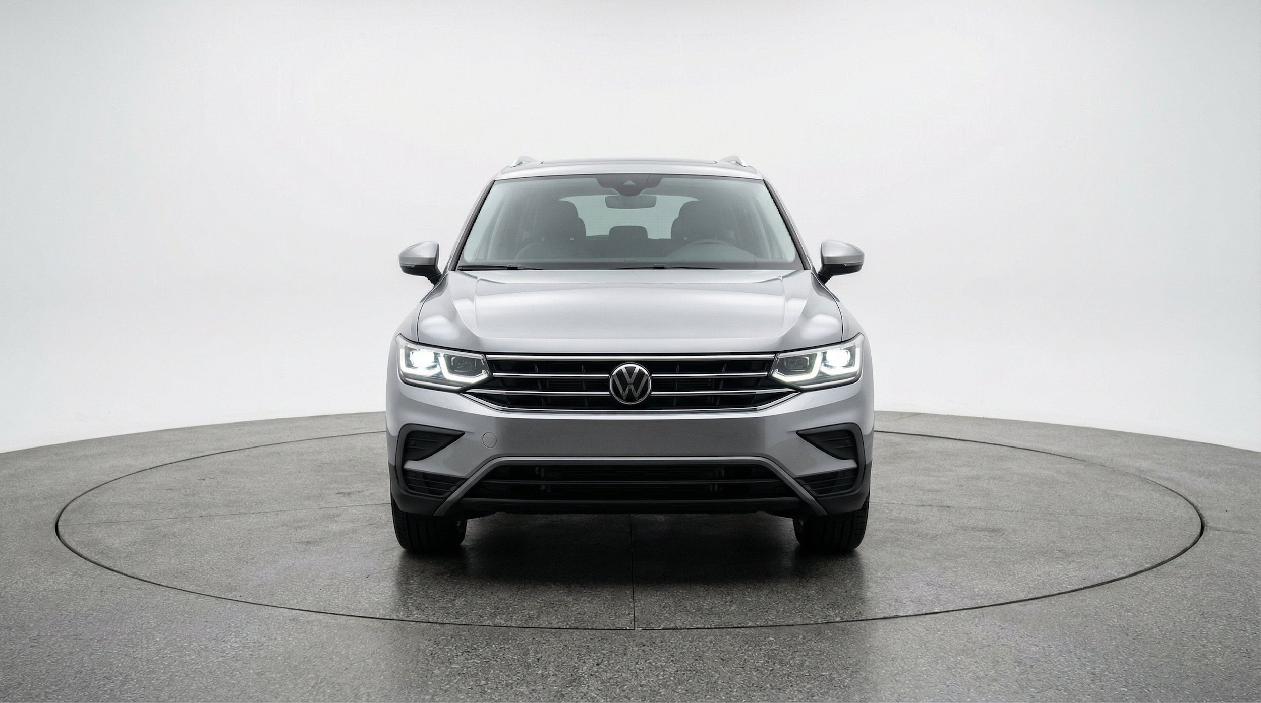 Thumbnail: 2026 Volkswagen Tiguan - 2