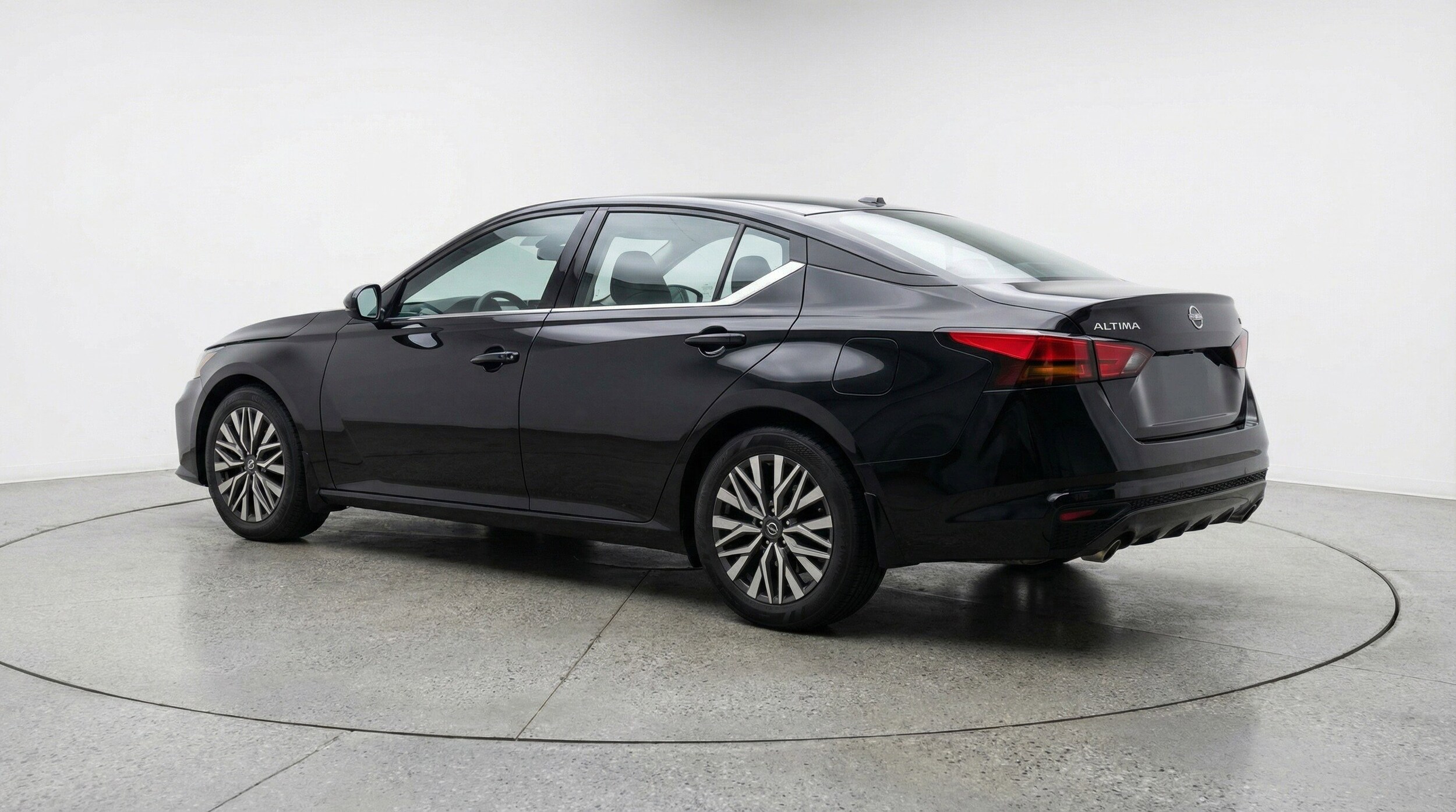 Thumbnail: 2025 Nissan Altima - 6