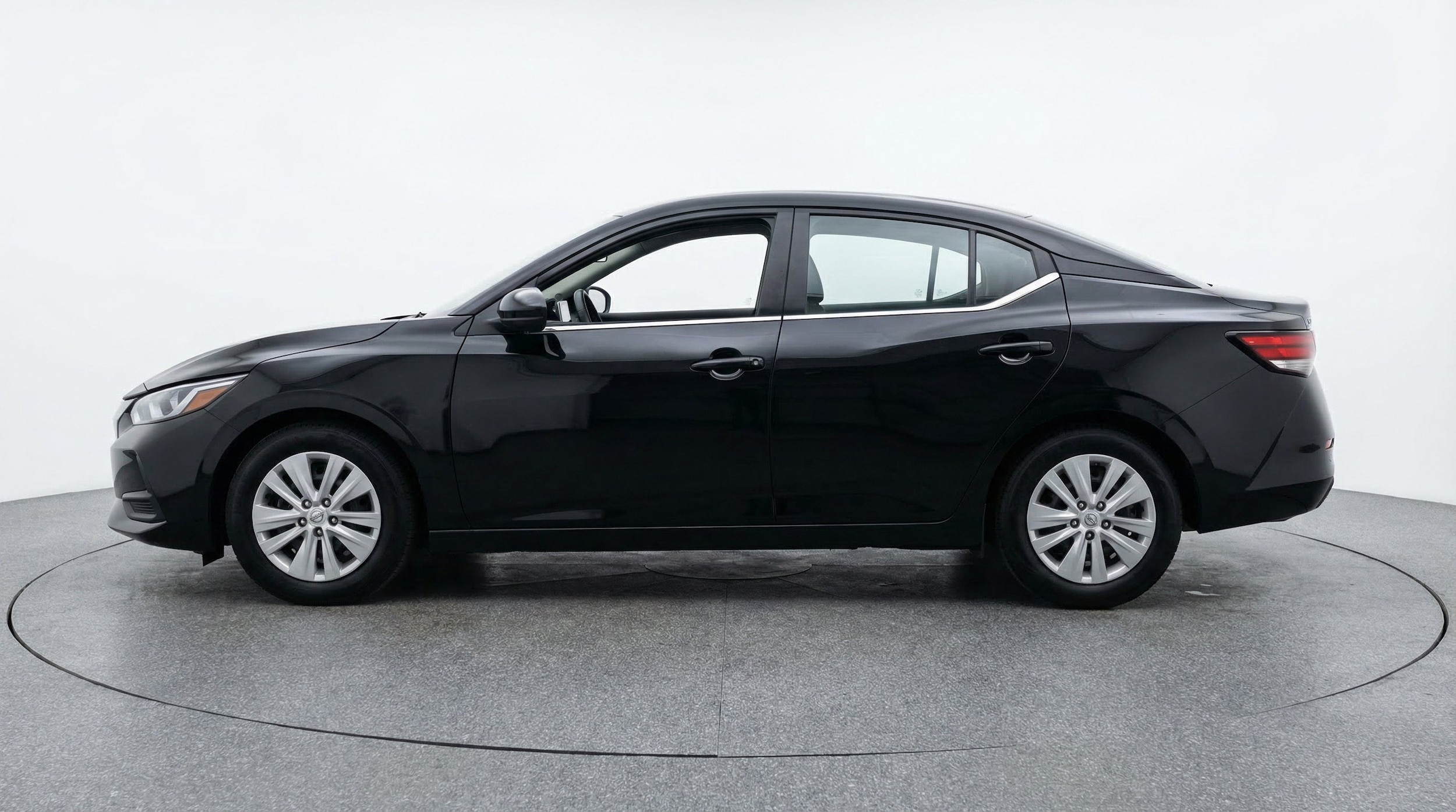 Thumbnail: 2025 Nissan Sentra - 5
