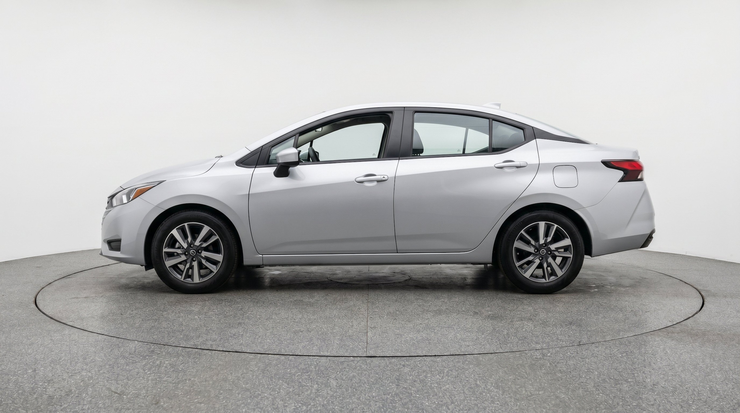 Thumbnail: 2025 Nissan Versa - 5
