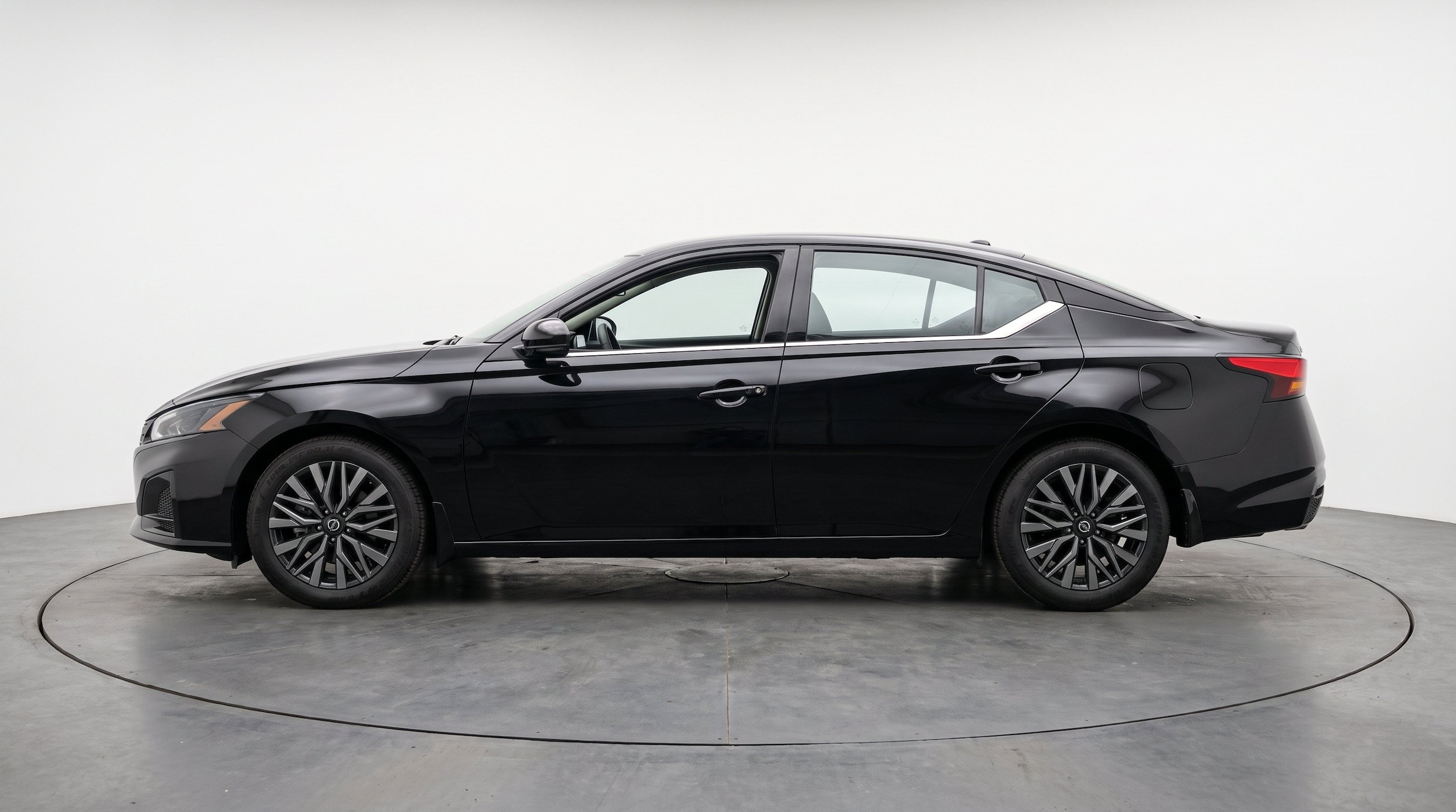 Thumbnail: 2026 Nissan Altima - 5