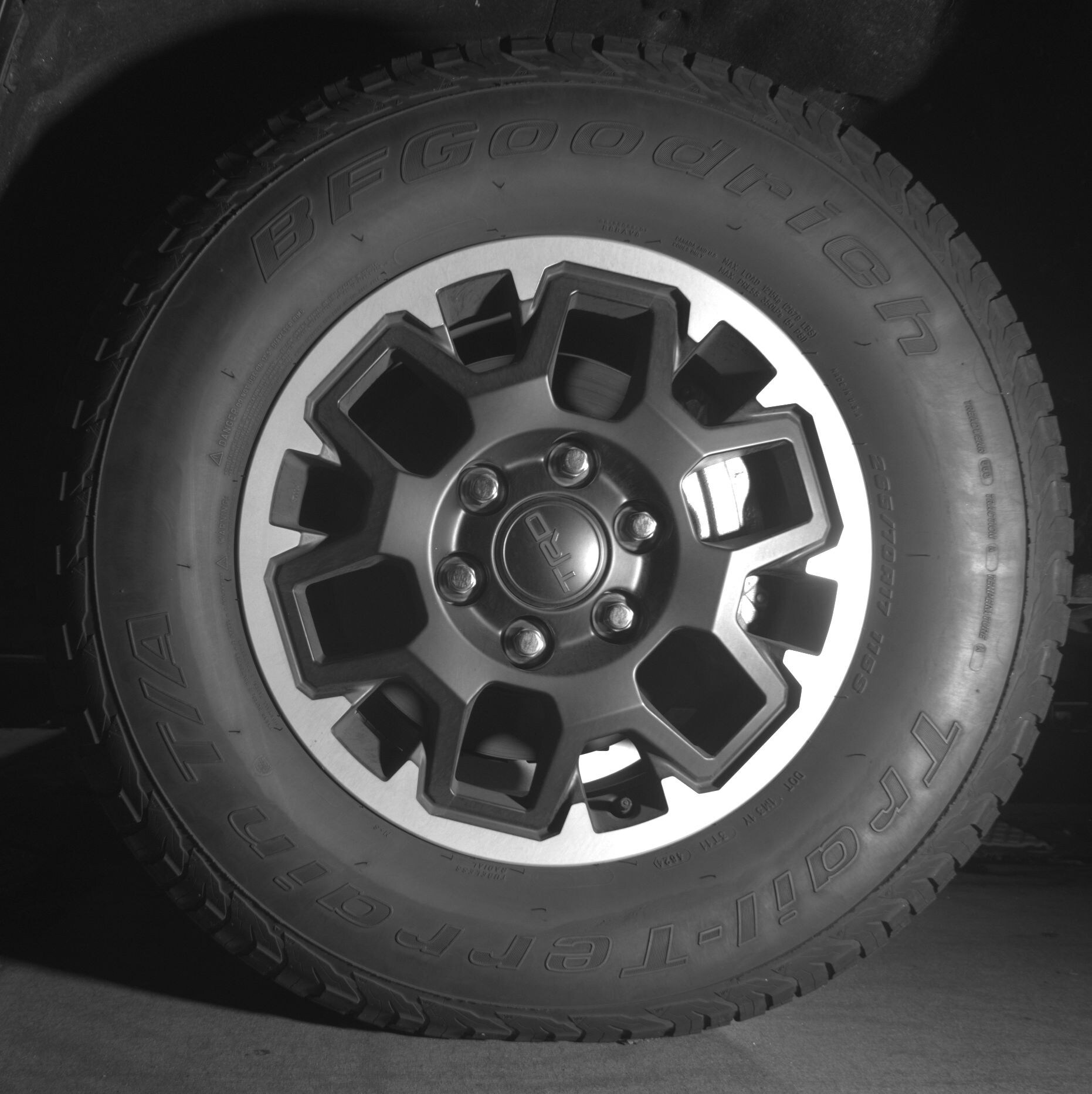 Thumbnail: 2025 Toyota Tacoma - 9